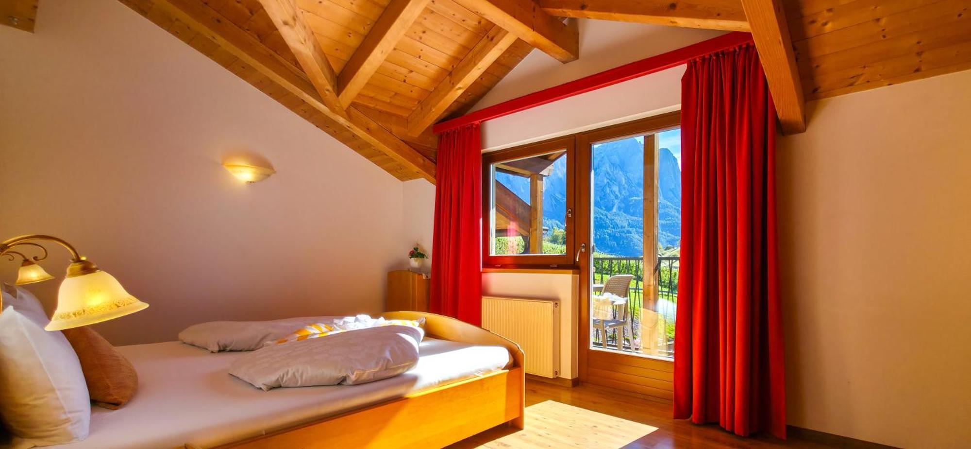 One-Bedroom Apartment with Balcony and Mountain View