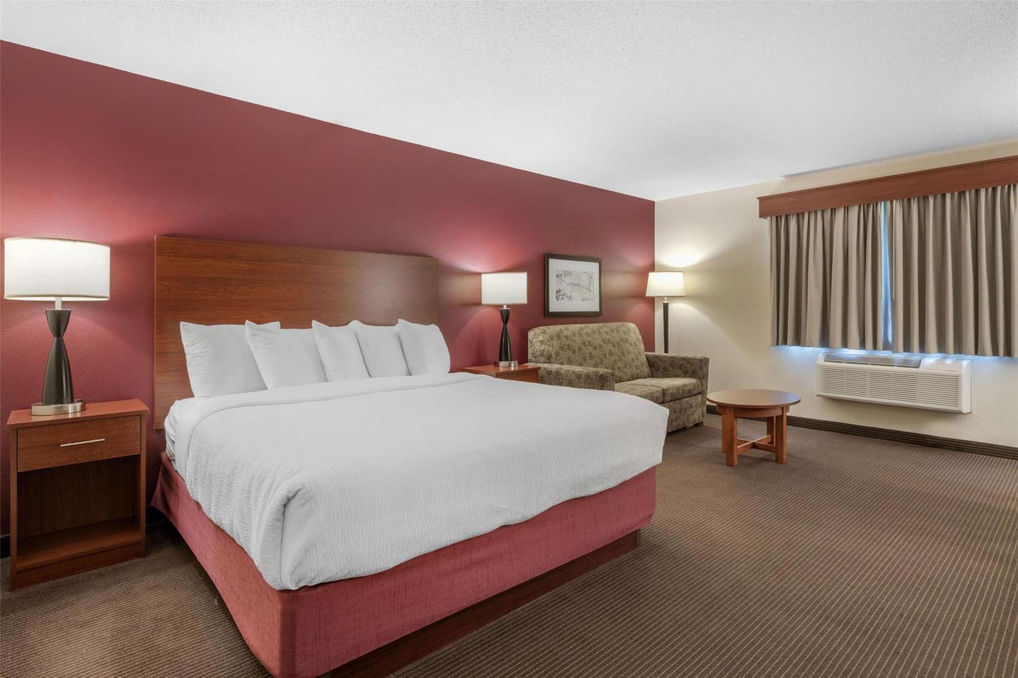 King Room with Sofa Bed