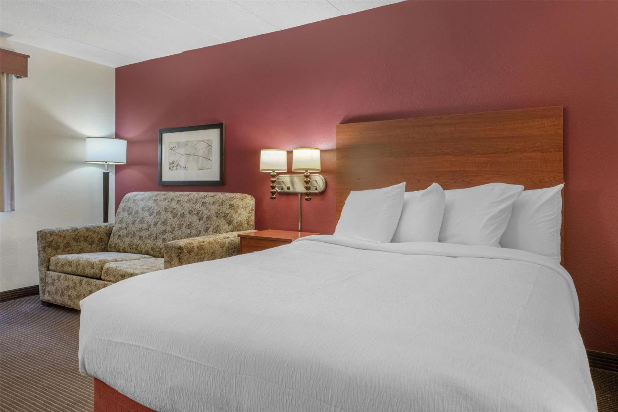 Queen Room with Sofa Bed