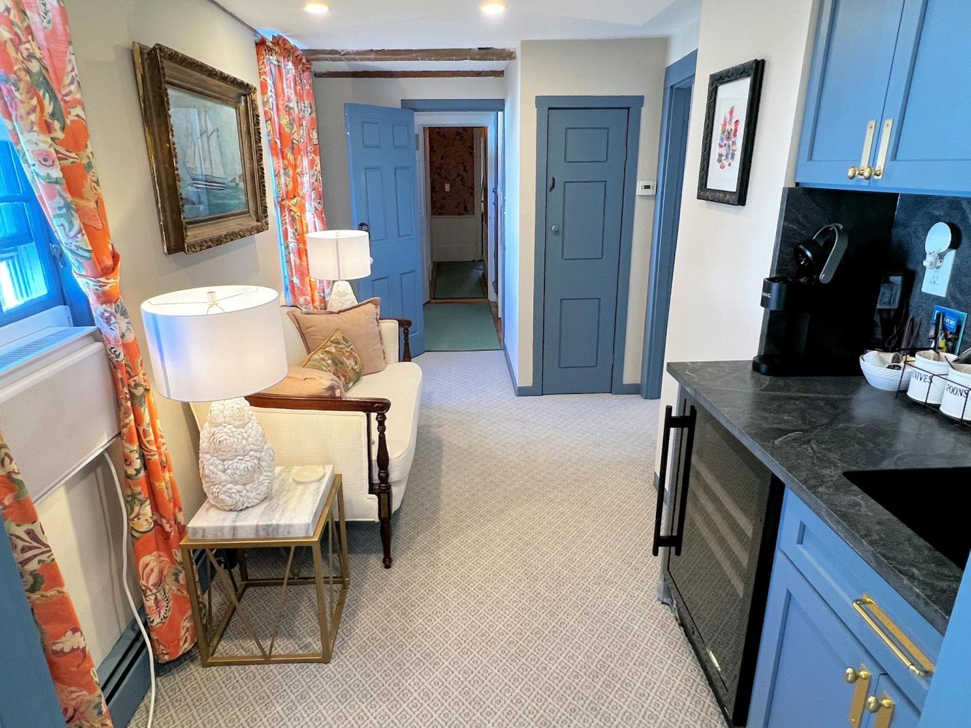 Deluxe Double Room Bath