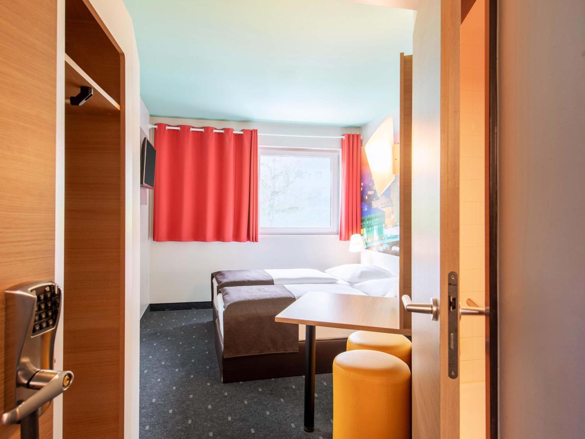 Tweepersoonskamer met 2 Aparte Bedden