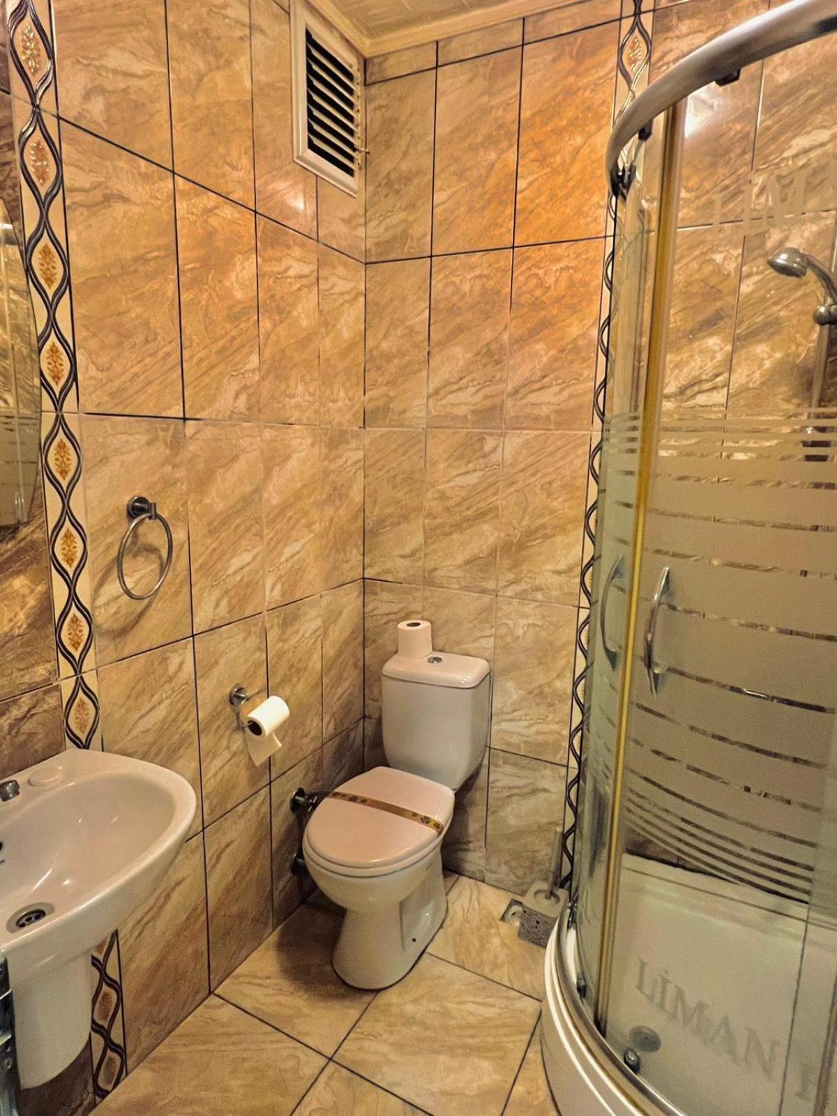 Economy Twin Room