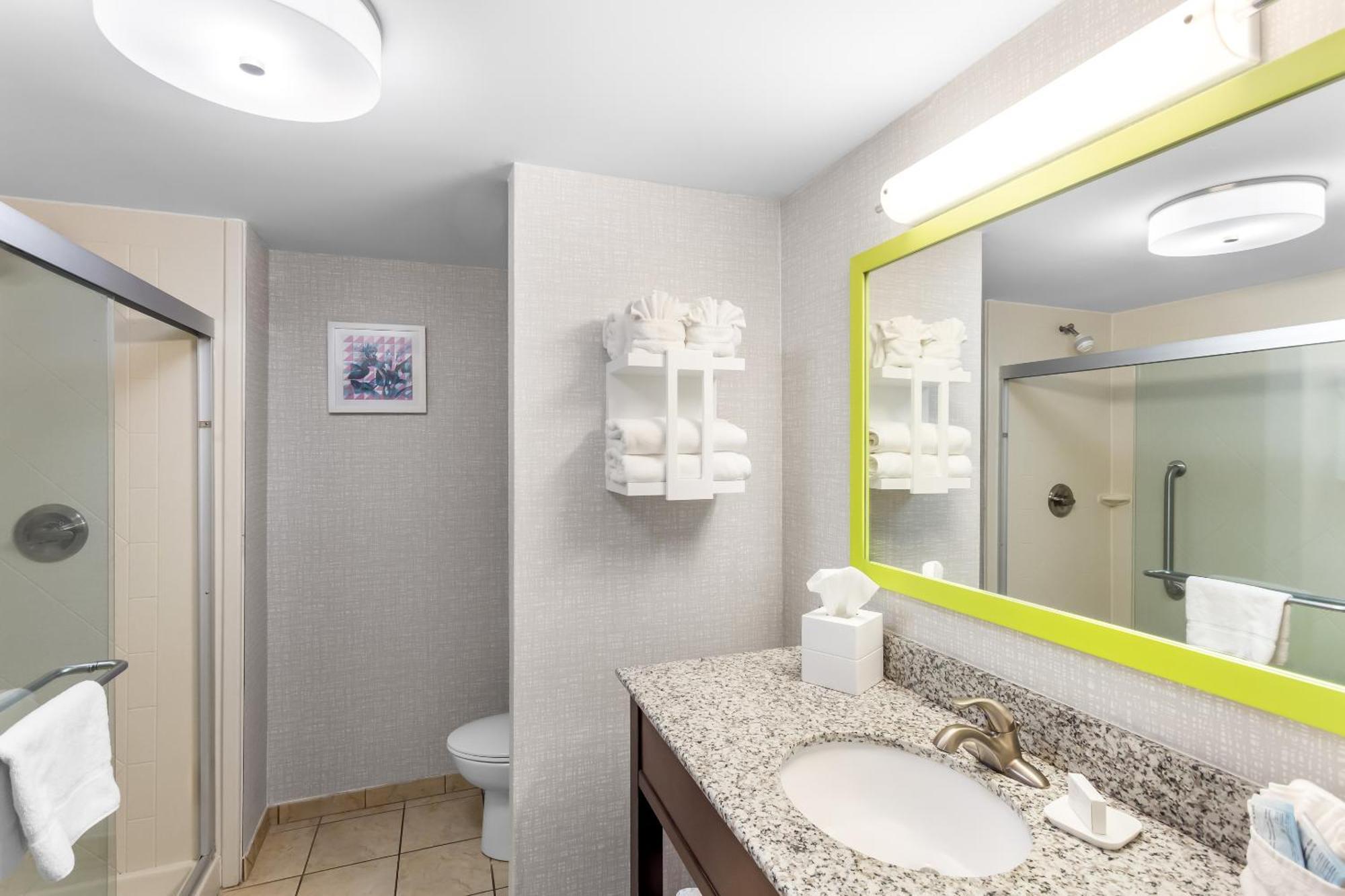 King Room Mobility and Hearing Access/Non-Smoking