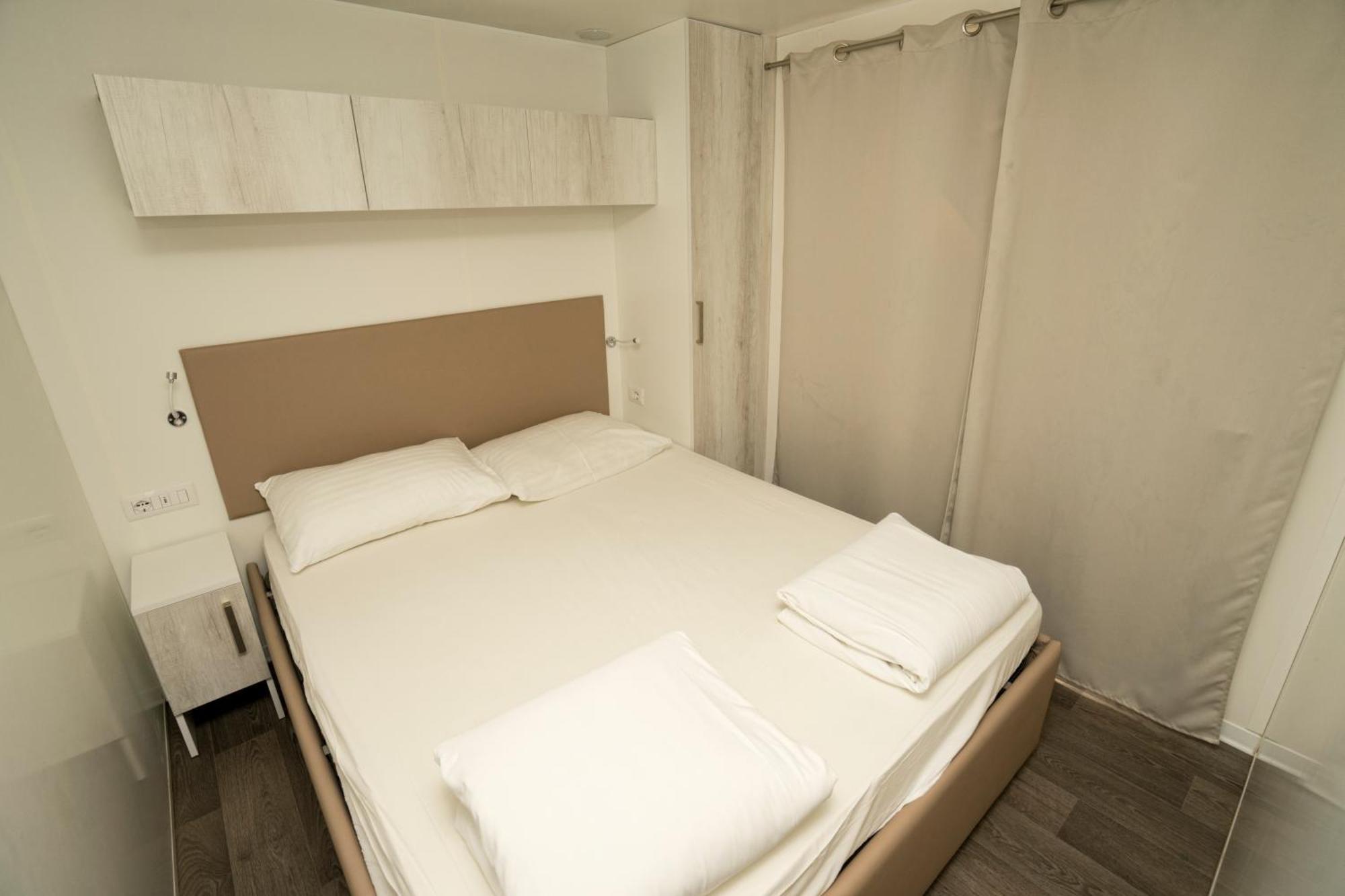Mobile home SUPERIOR COMFORT for 4 people