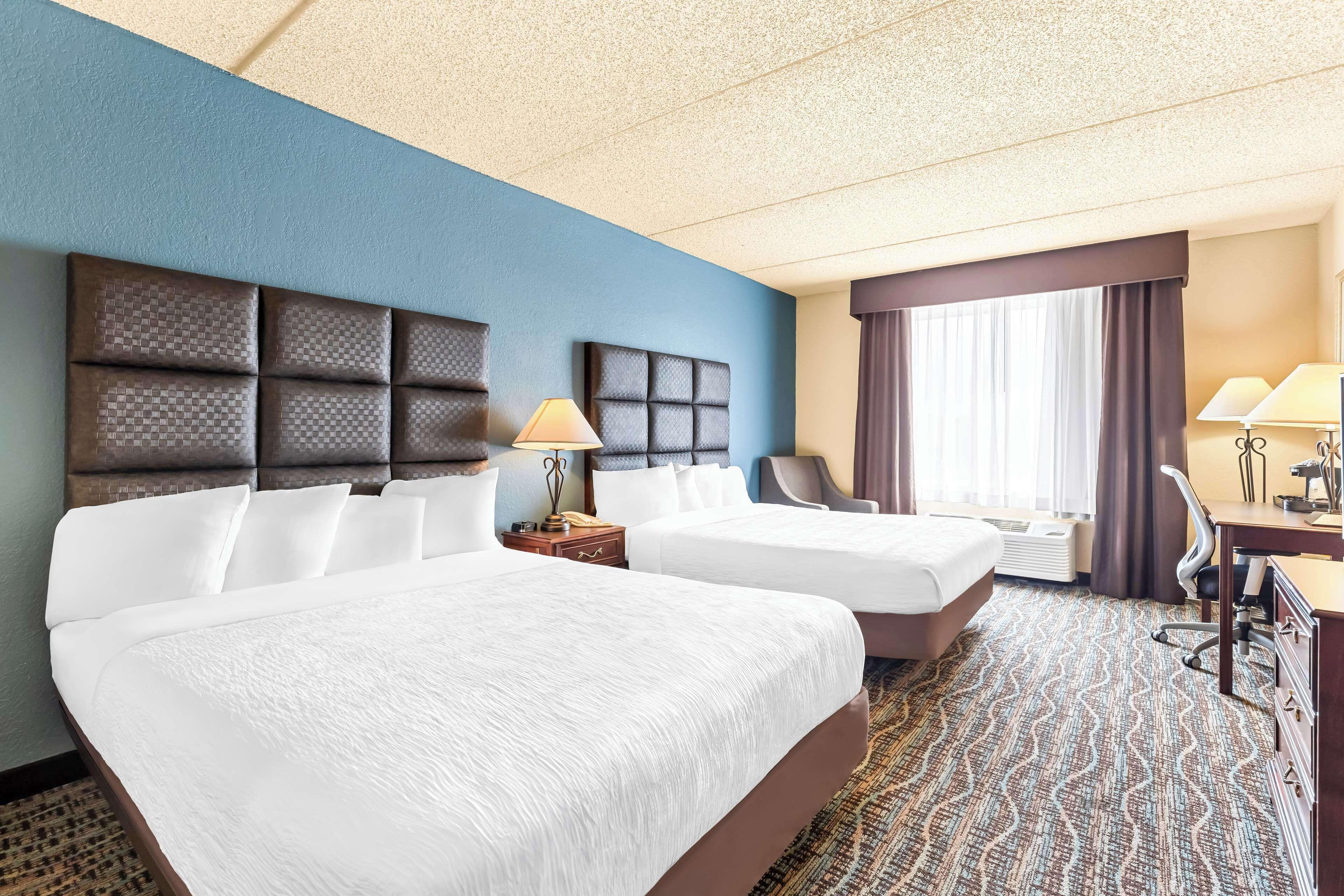 Queen Room with Two Queen Beds - Non-Smoking