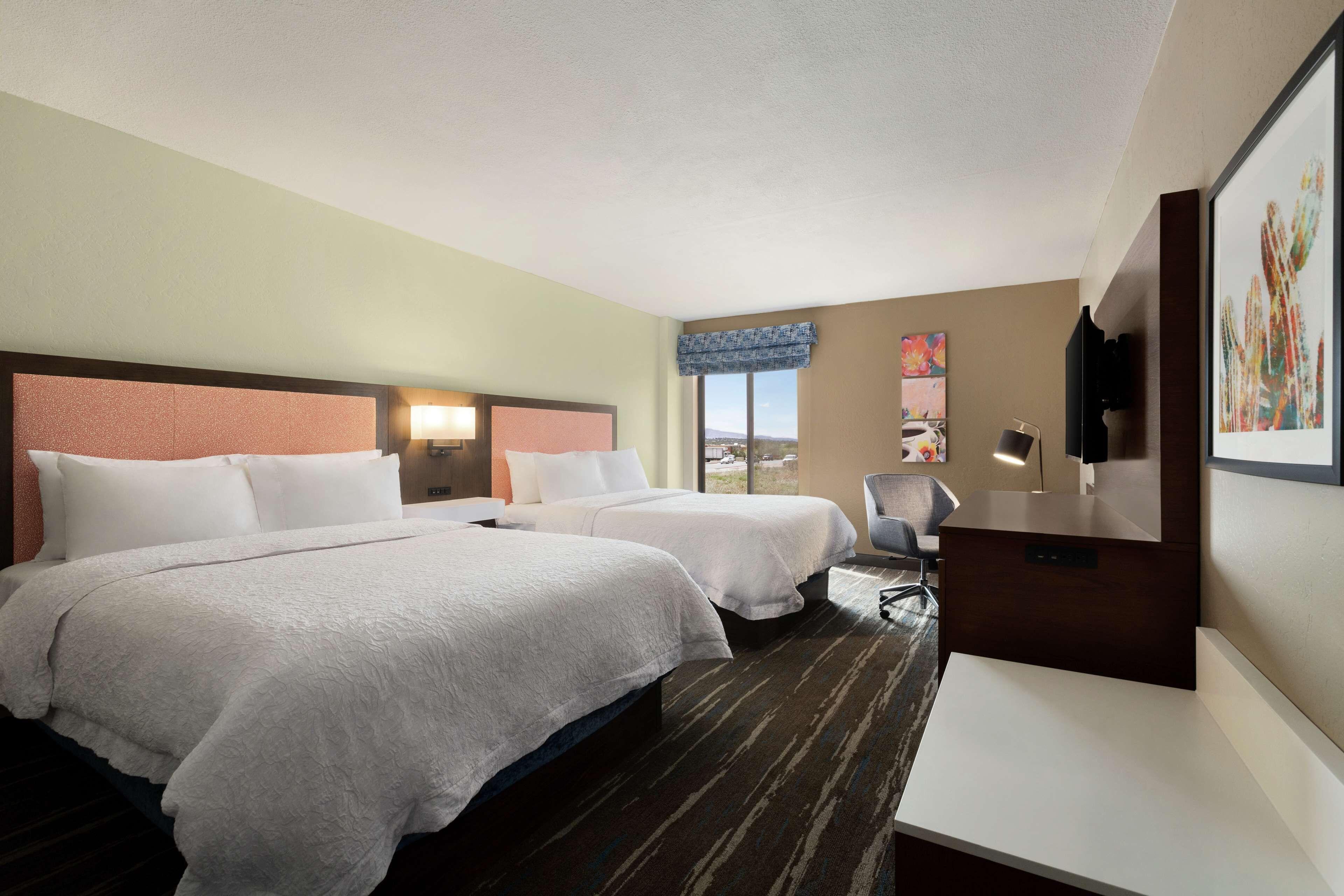 Queen Room Two Queen Beds