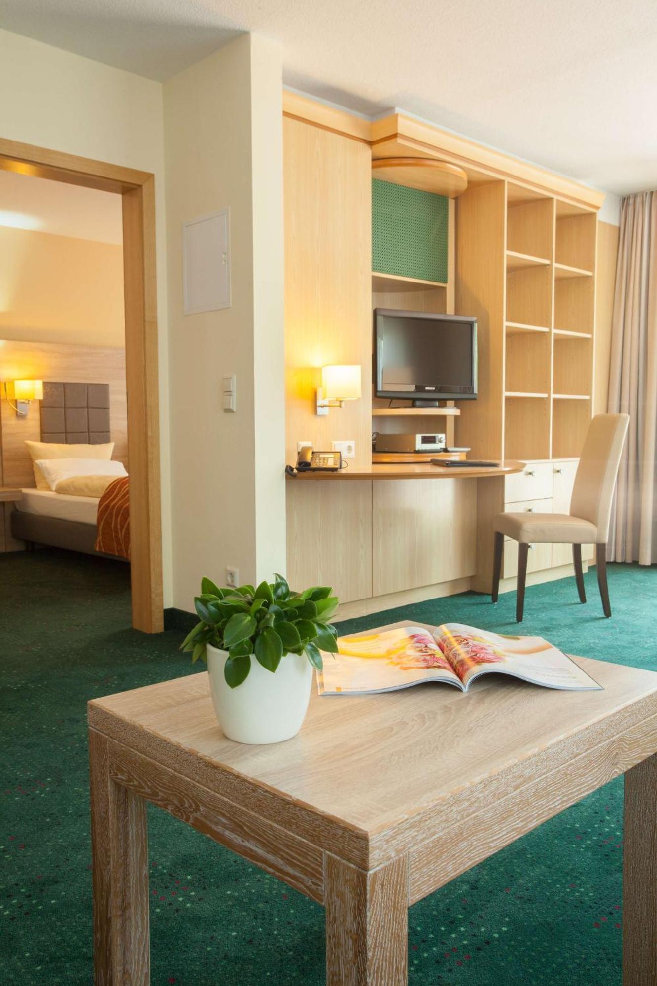 Deluxe Suite,1758261907:JPEG