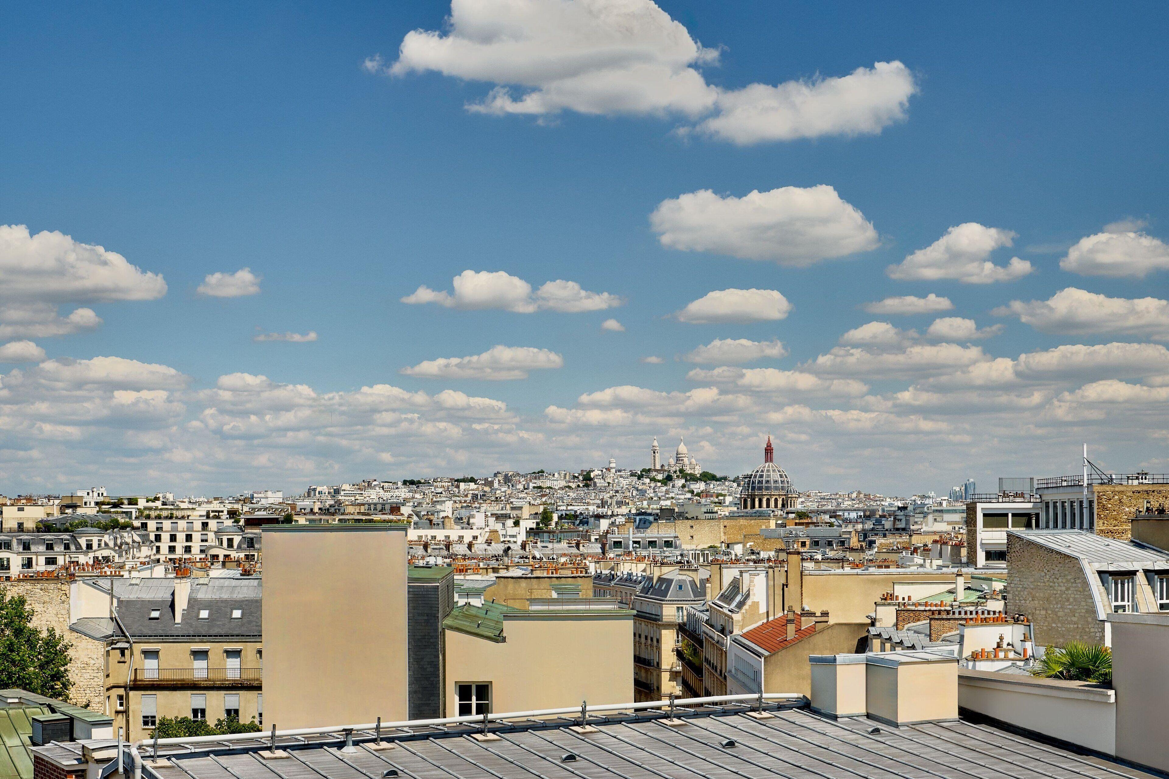 King Room Terrace City View