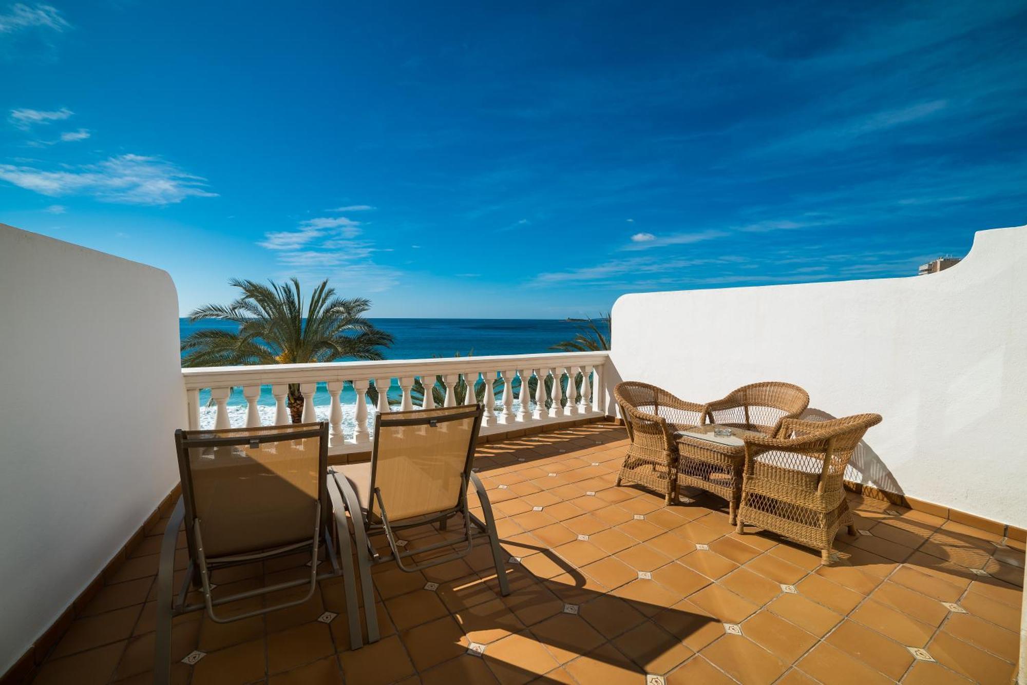 Superior Triple Room Sea View