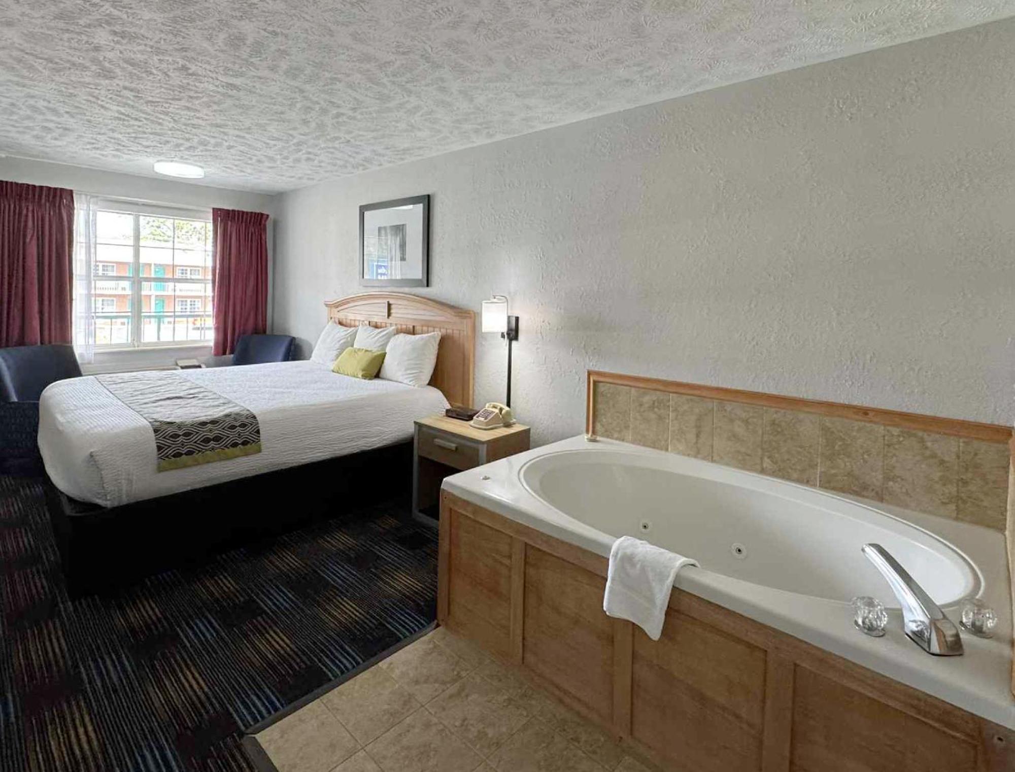 King Suite with Spa Bath