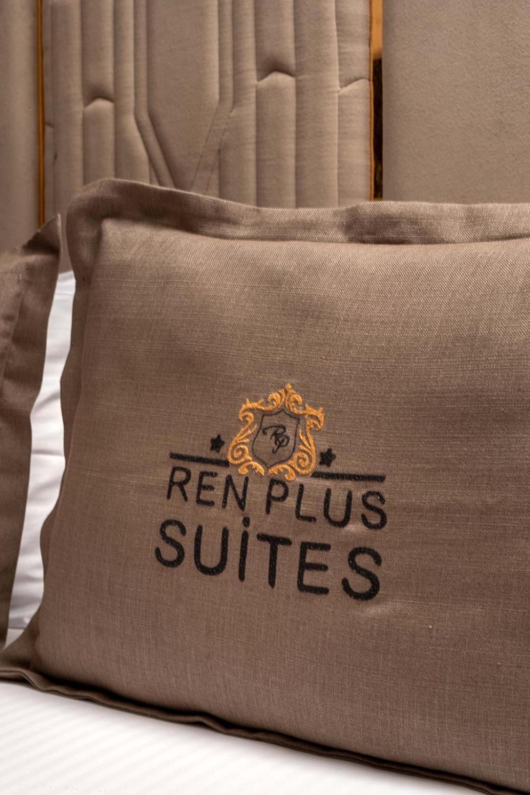 Deluxe Çift Kişilik Oda - Küvetli