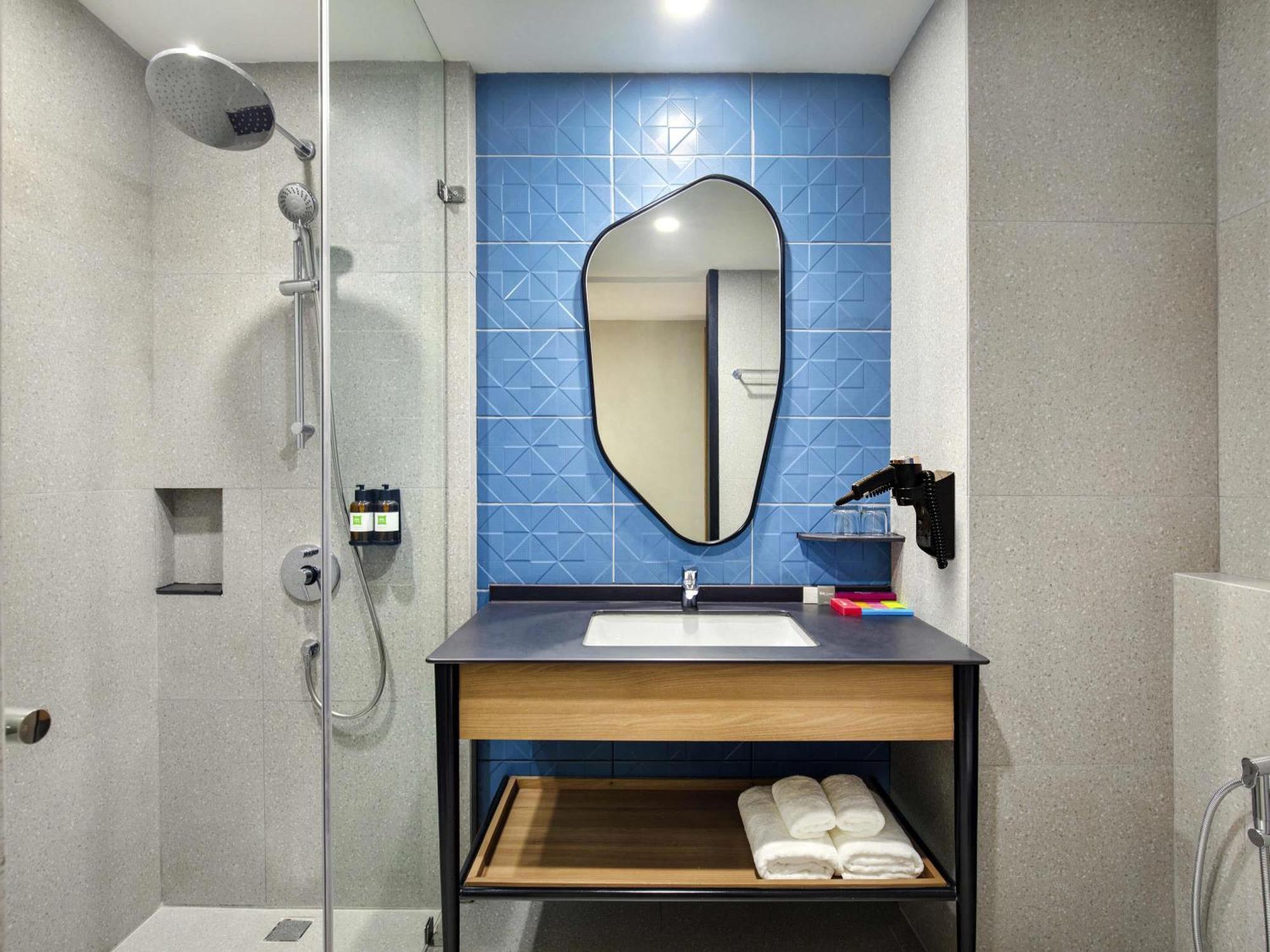 Kamar Superior Twin dengan Pemandangan Kota