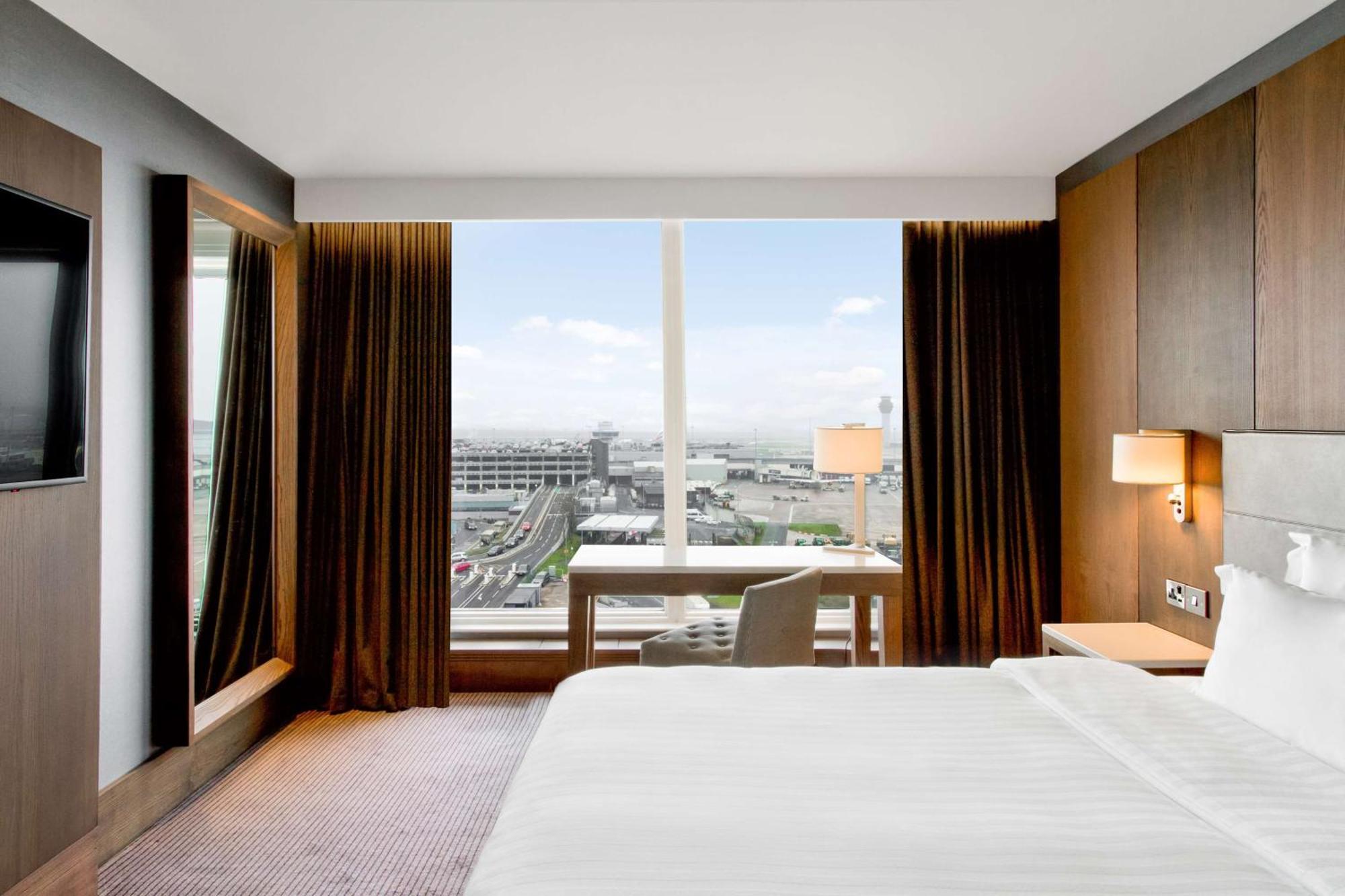 Suite Runway View
