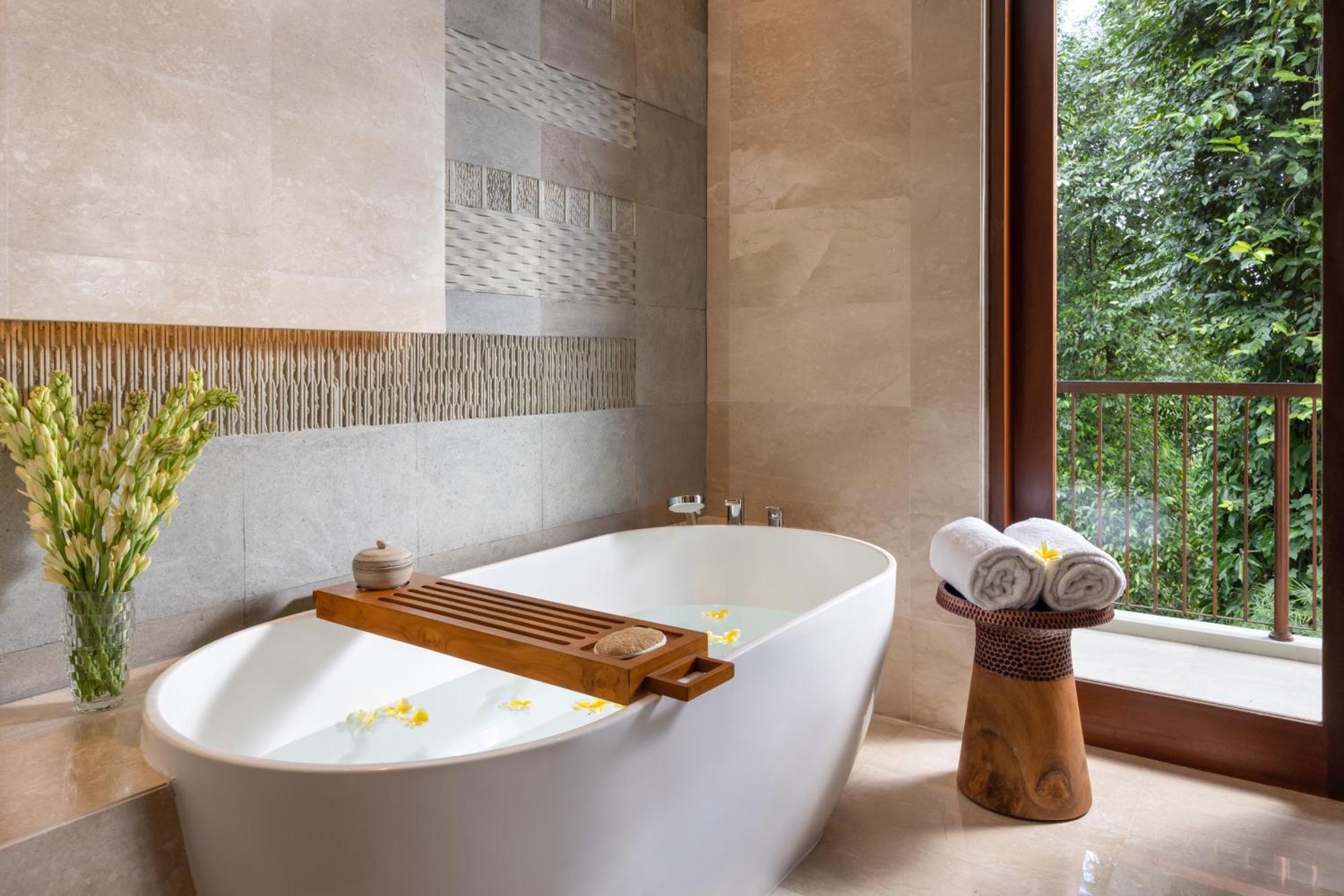 Spacious Junior Suite Bathtub, Balcony, Garden View, Free Welcome Fruit and Daily Afternoon Tea