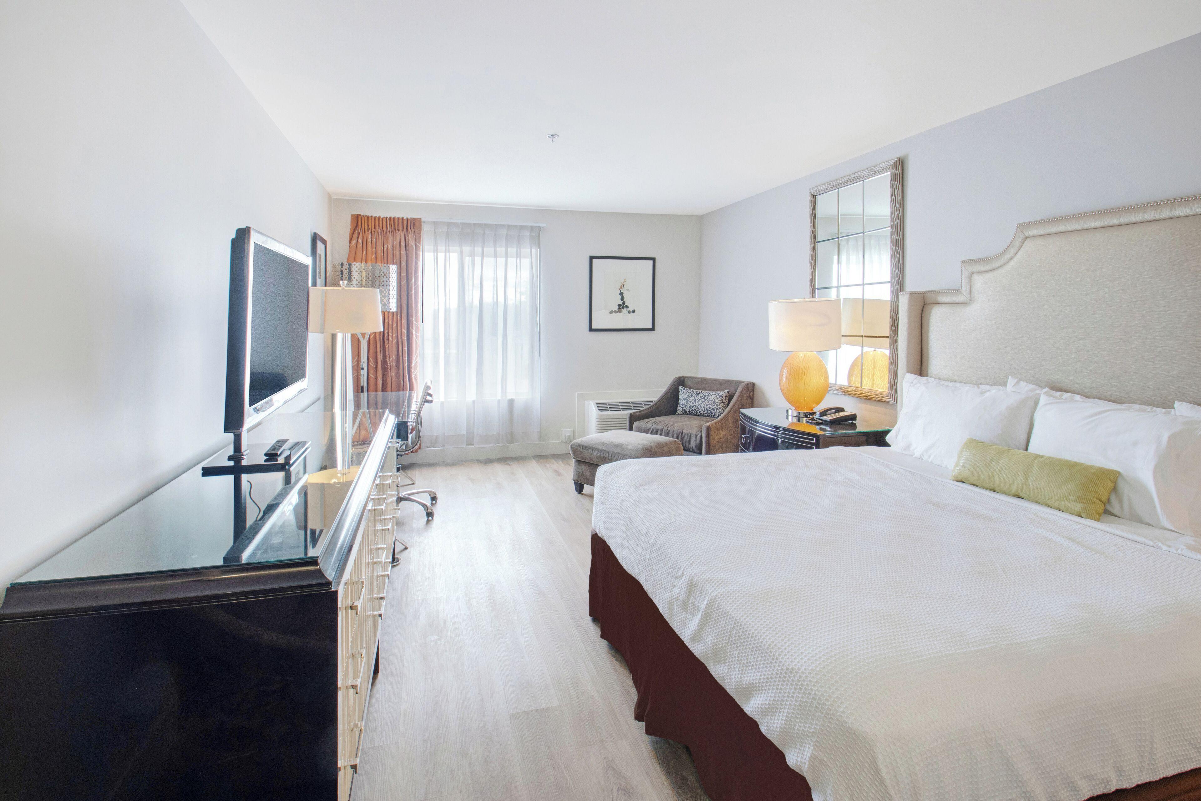 Standard King Room