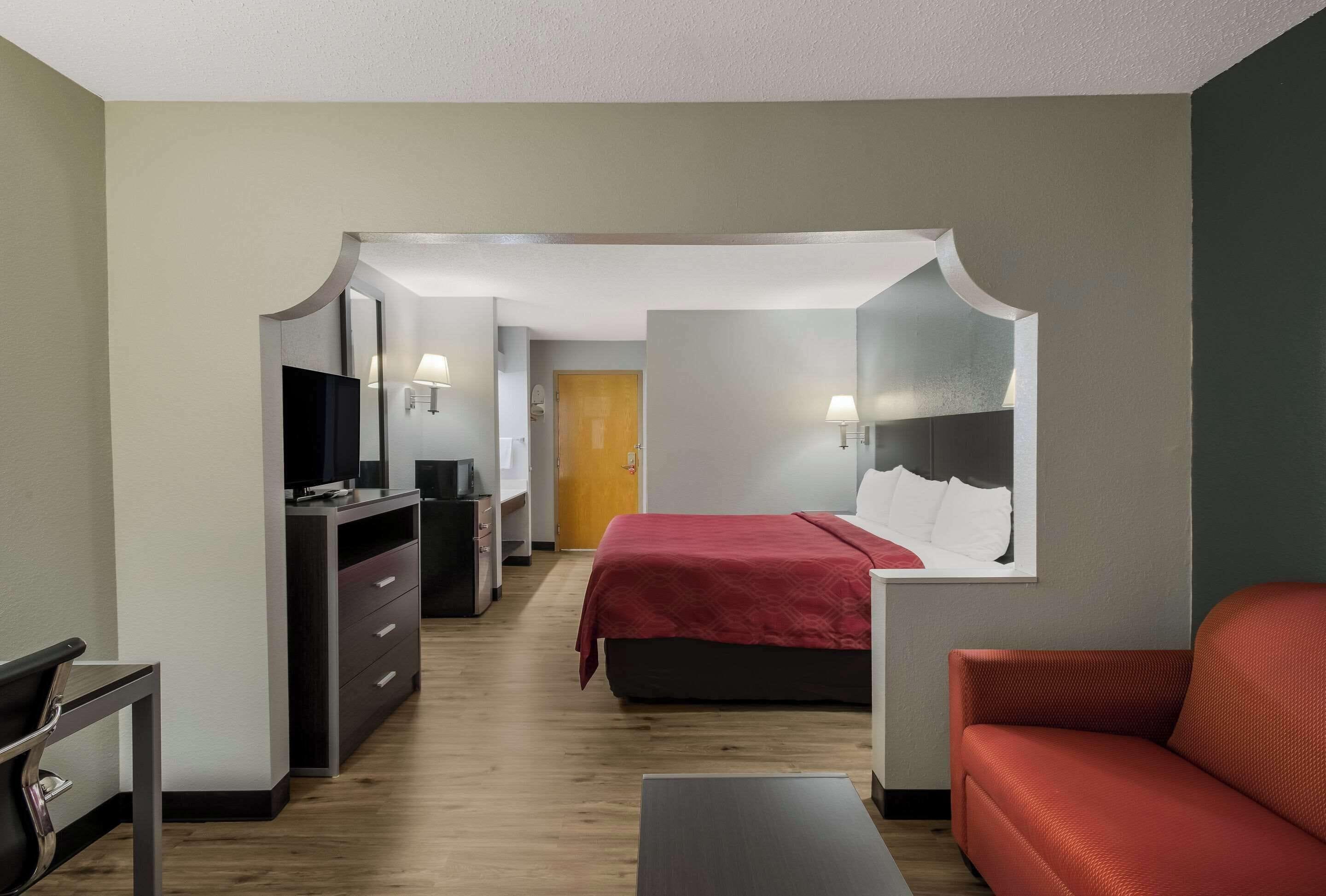 King Room - Non-Smoking