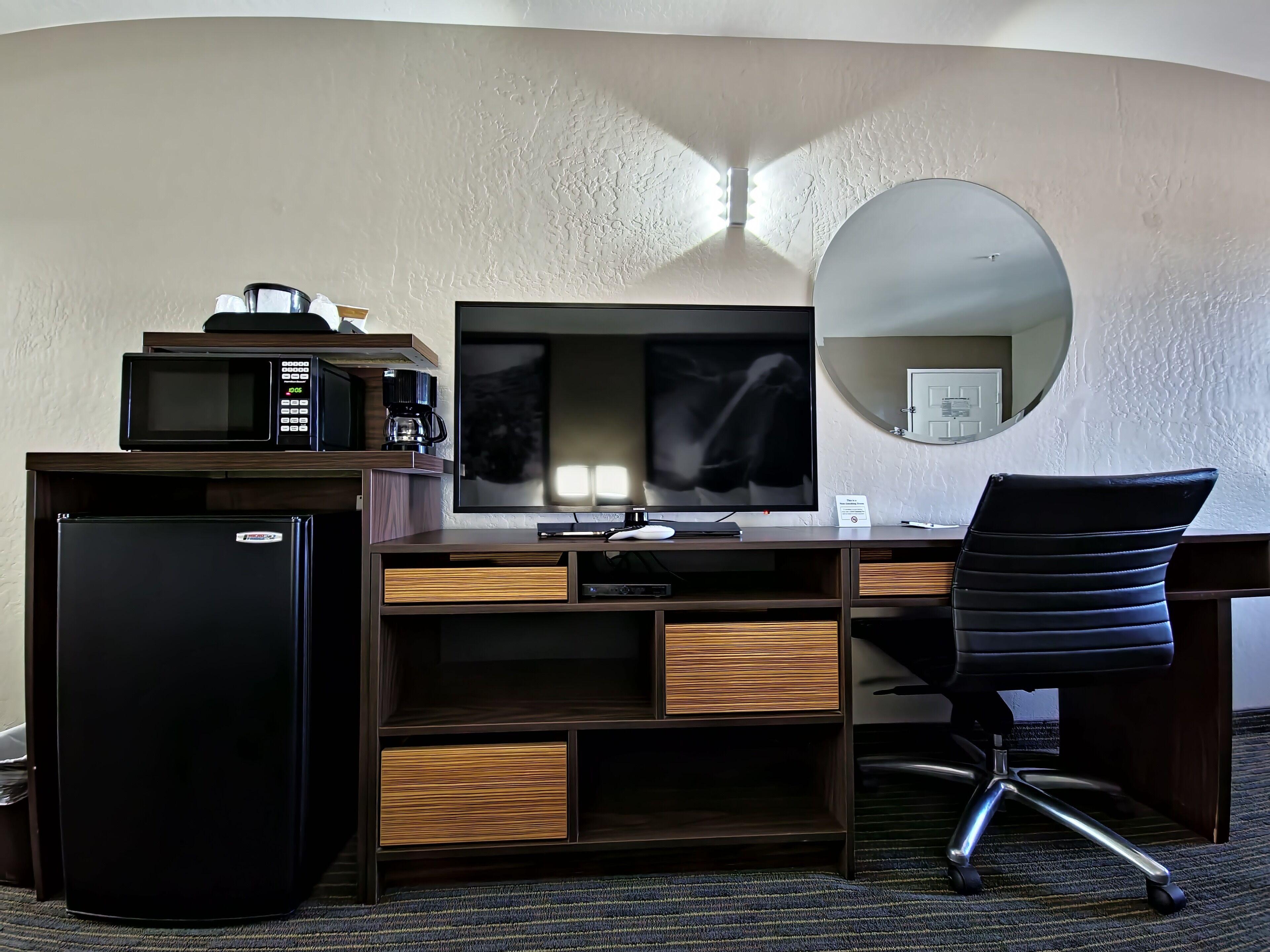 Studio Suite Two King Beds Non-Smoking