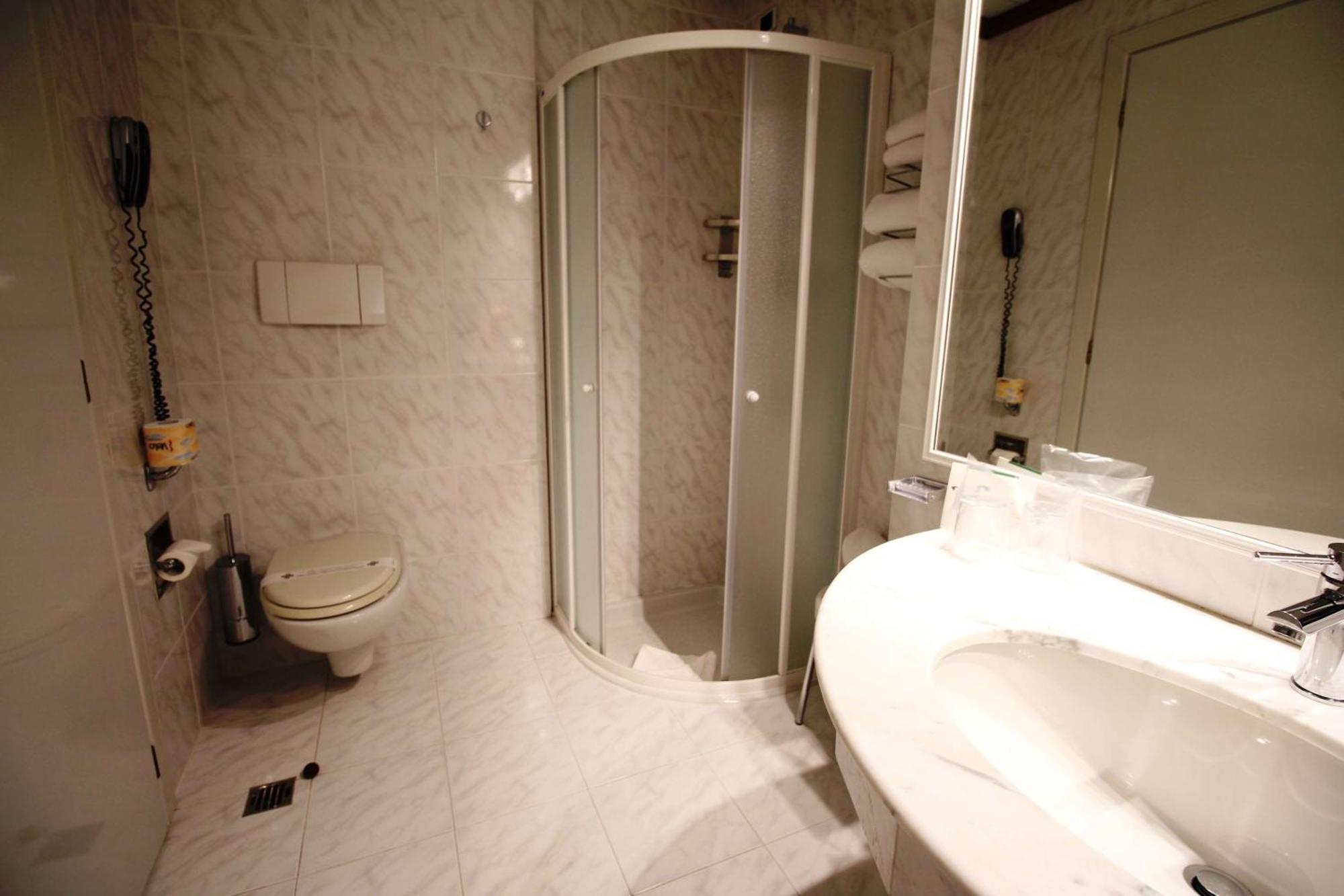 Single Room,1274601034:JPEG