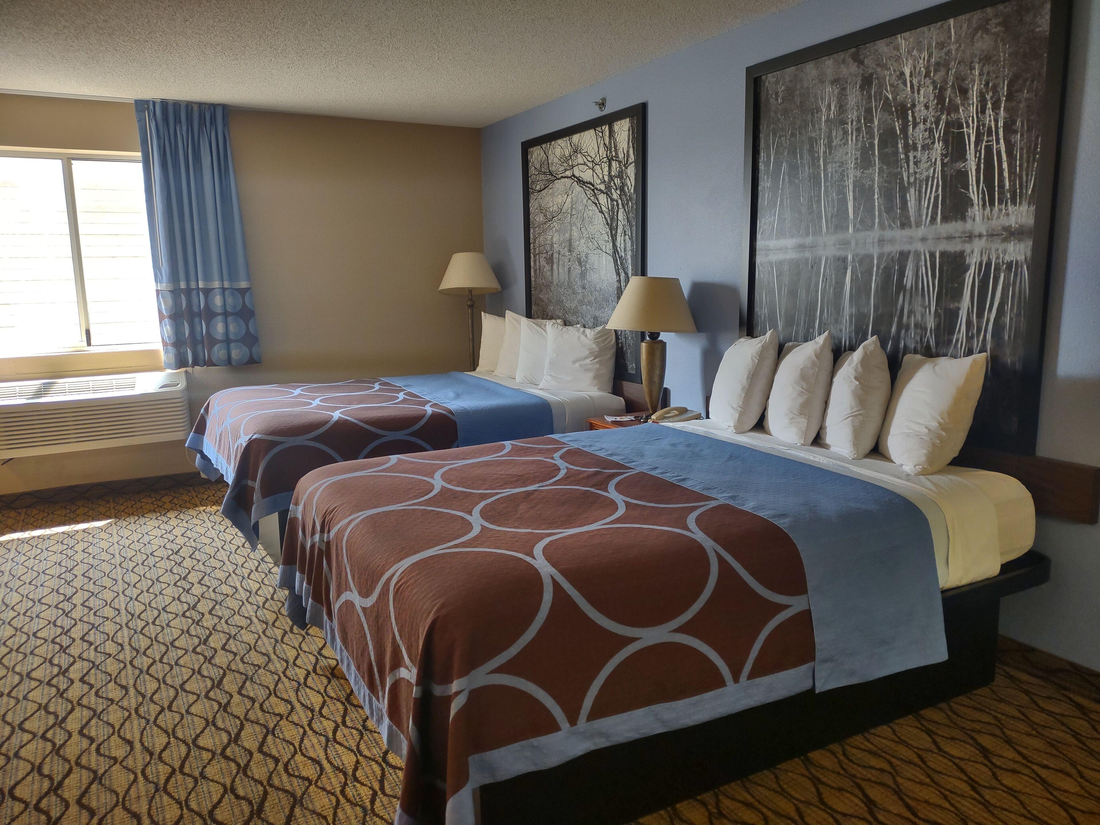 Studio Suite Two Queen Beds Non-Smoking