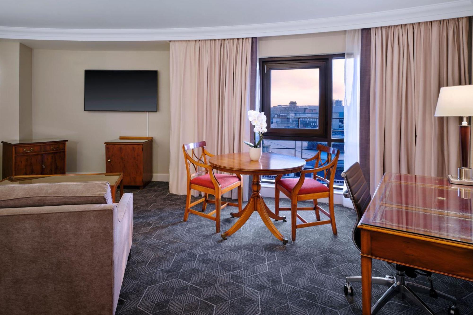 One-Bedroom Suite