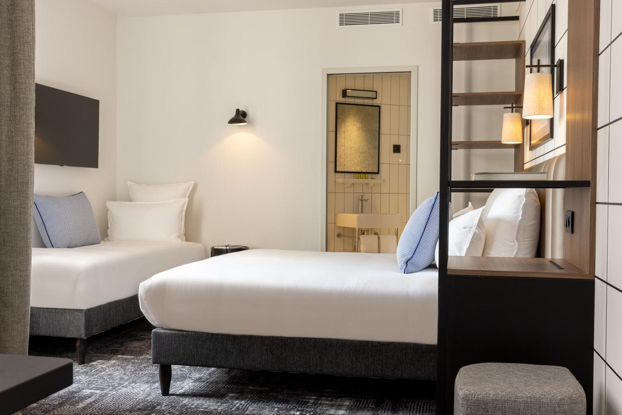 Large Triple Room
