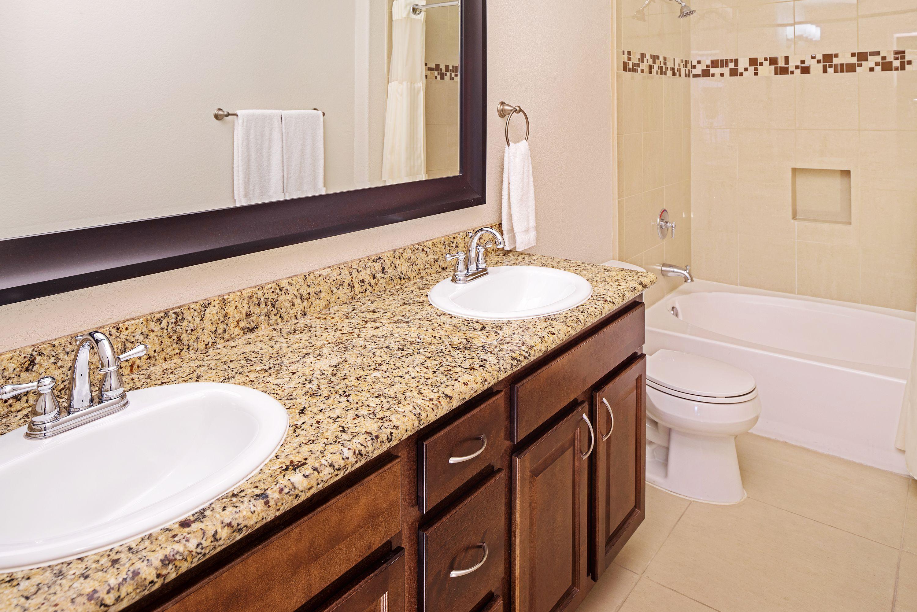 Two-Bedroom Suite Accessible Tub
