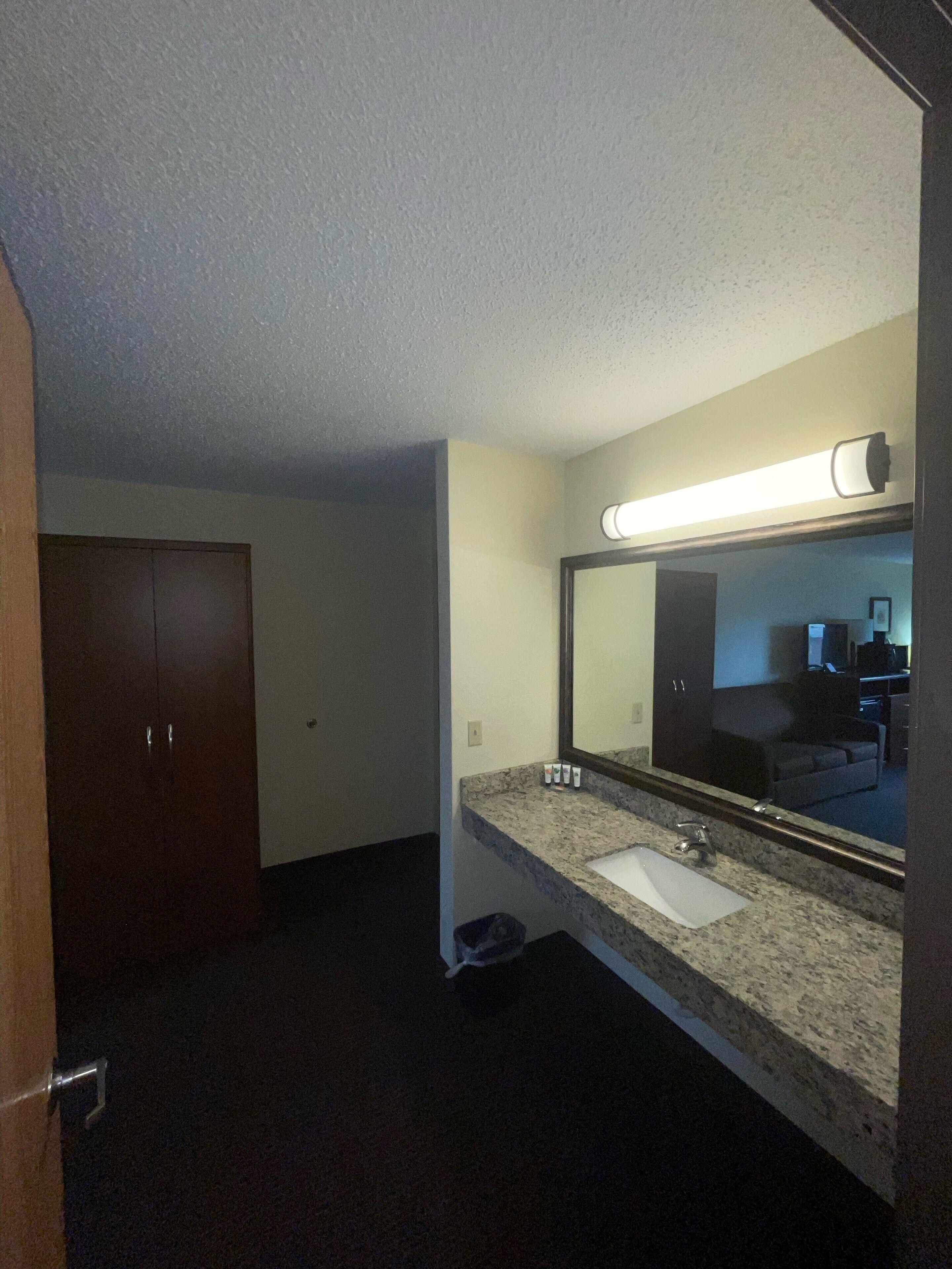 Queen Suite