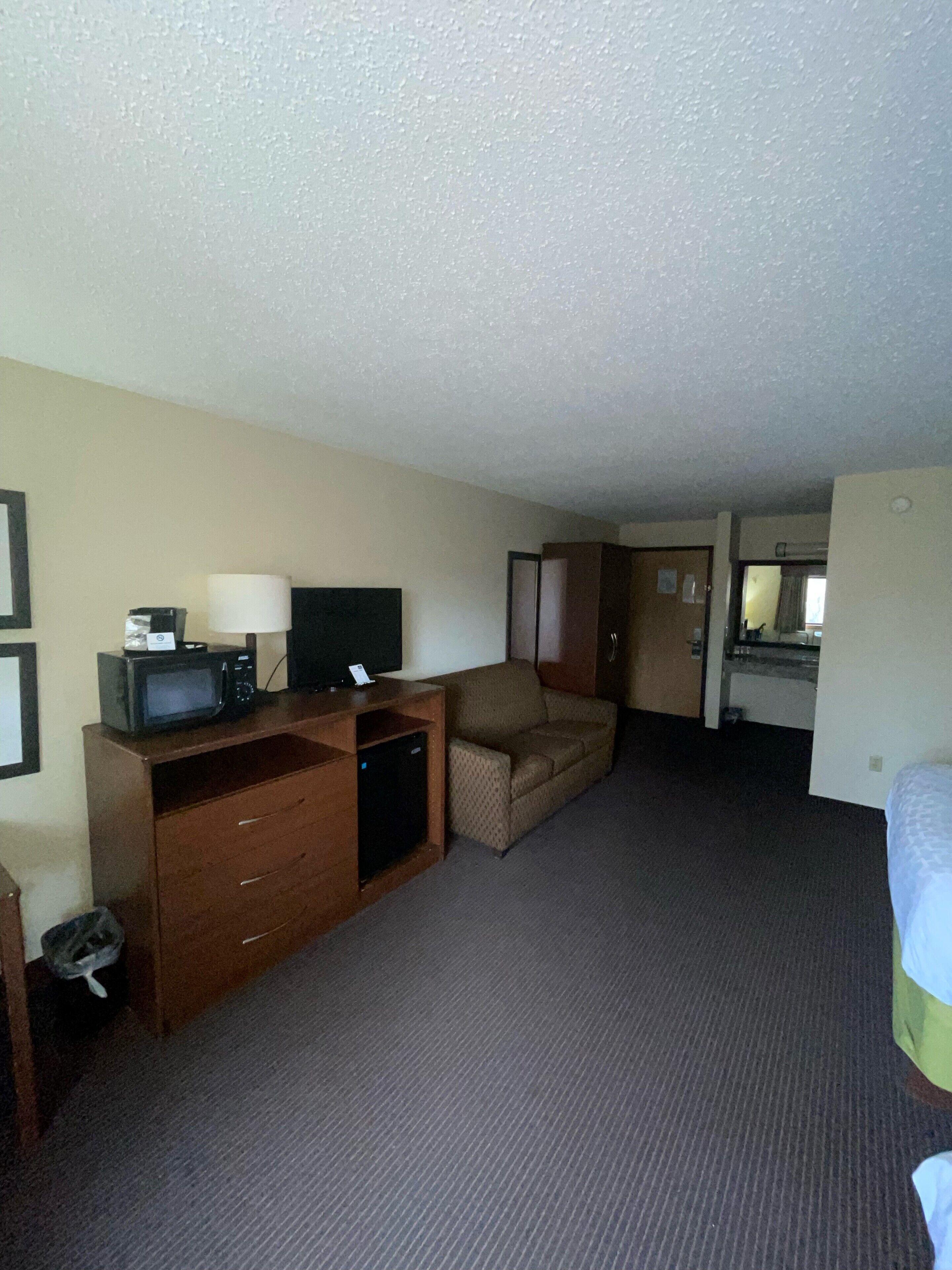 Queen Suite