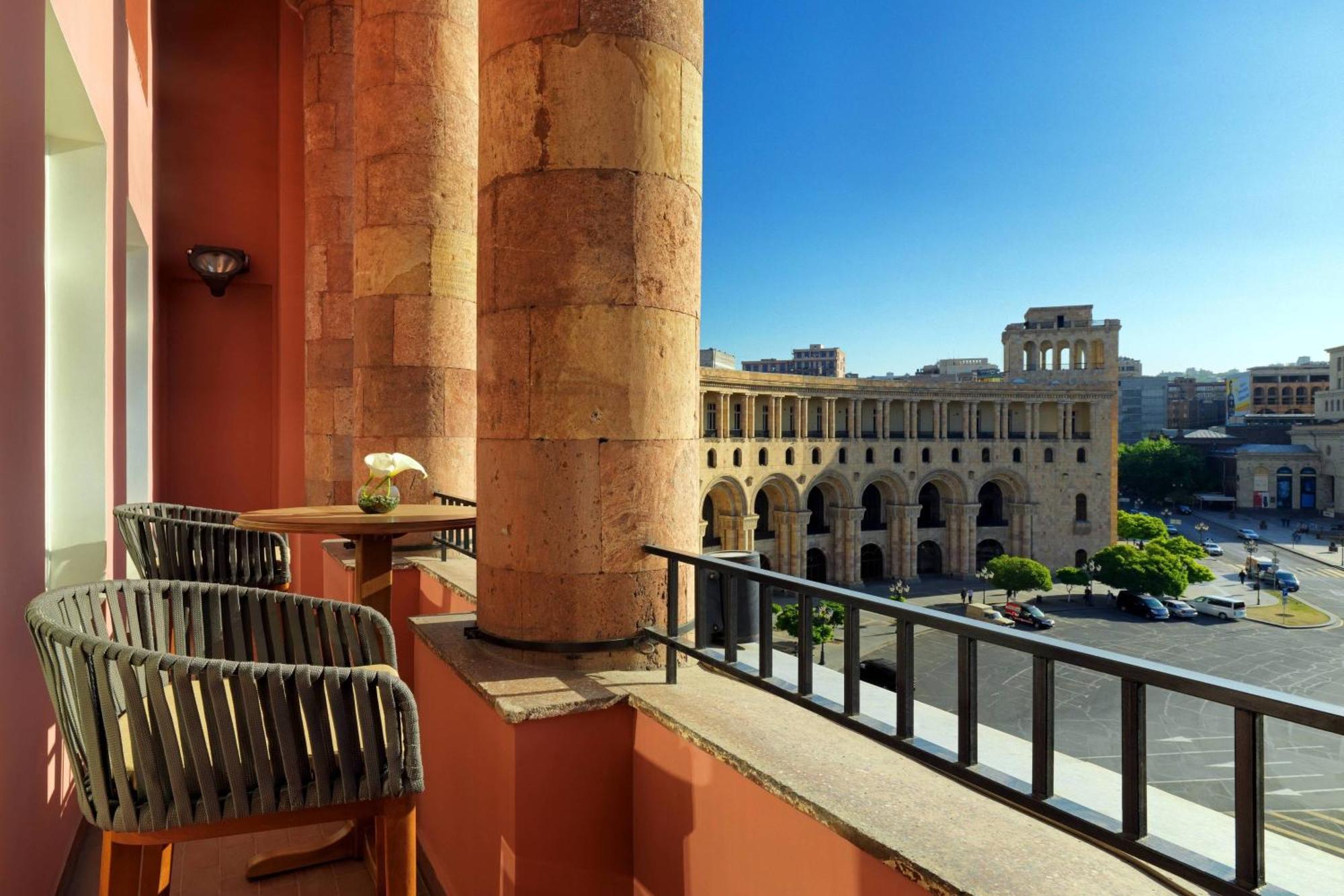 Executive Balcony Suite Republic Square view Executive lounge access 2 Double
