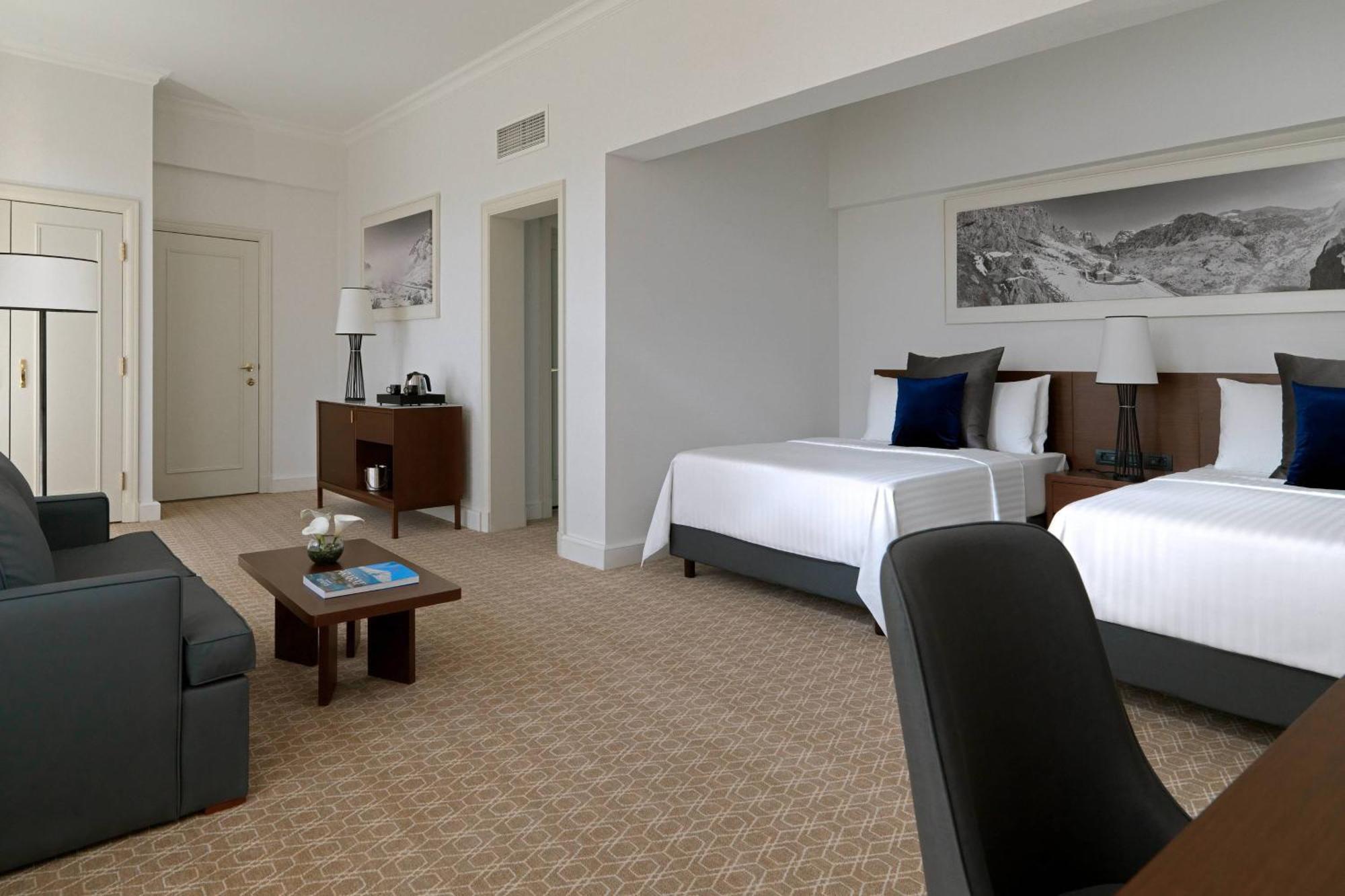 Executive Balcony Suite Republic Square view Executive lounge access 2 Double