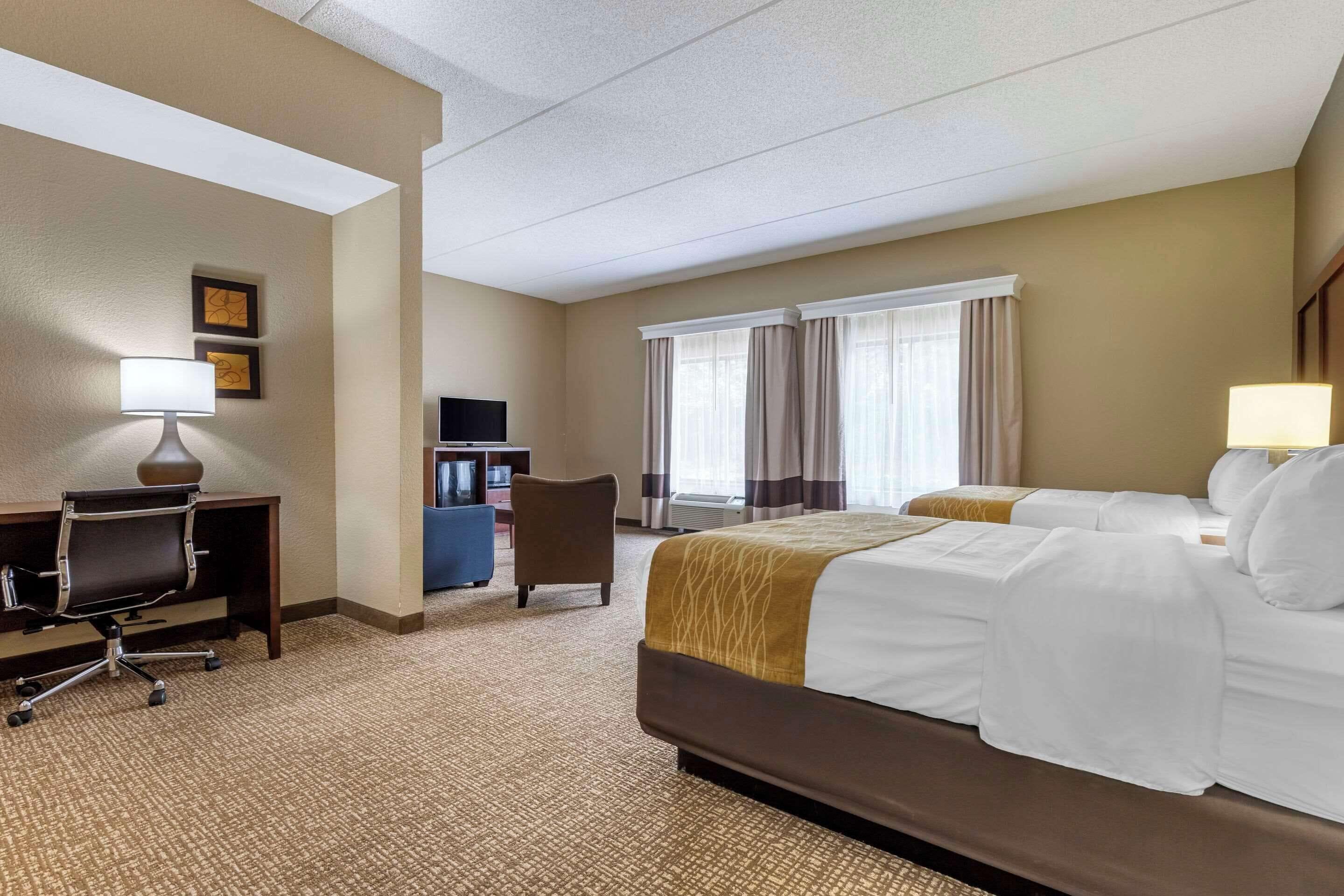 Queen Suite with Two Queen Beds and Sofa Bed