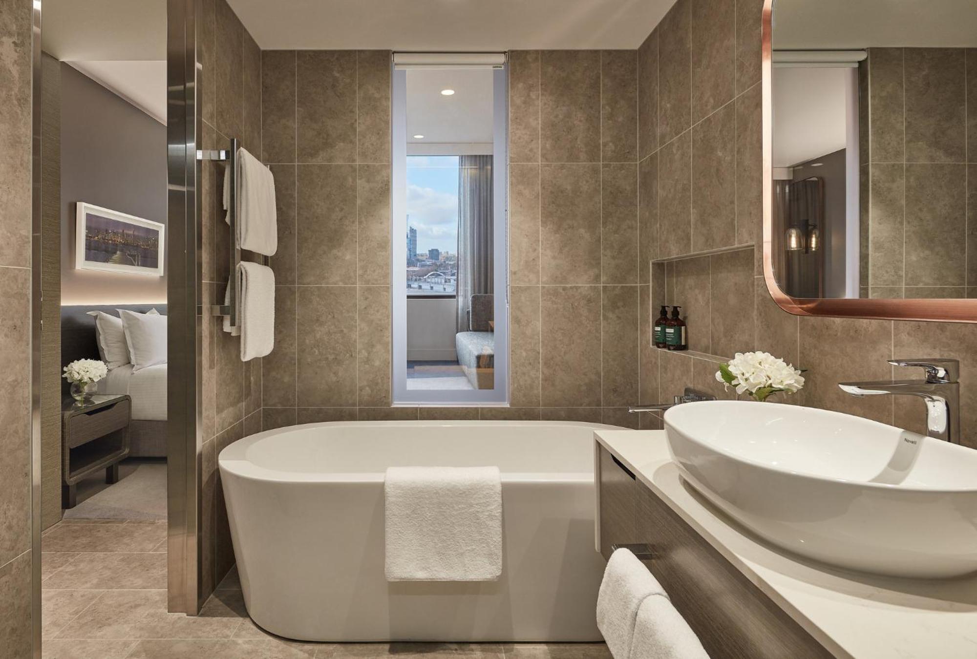 One-Bedroom Suite River View