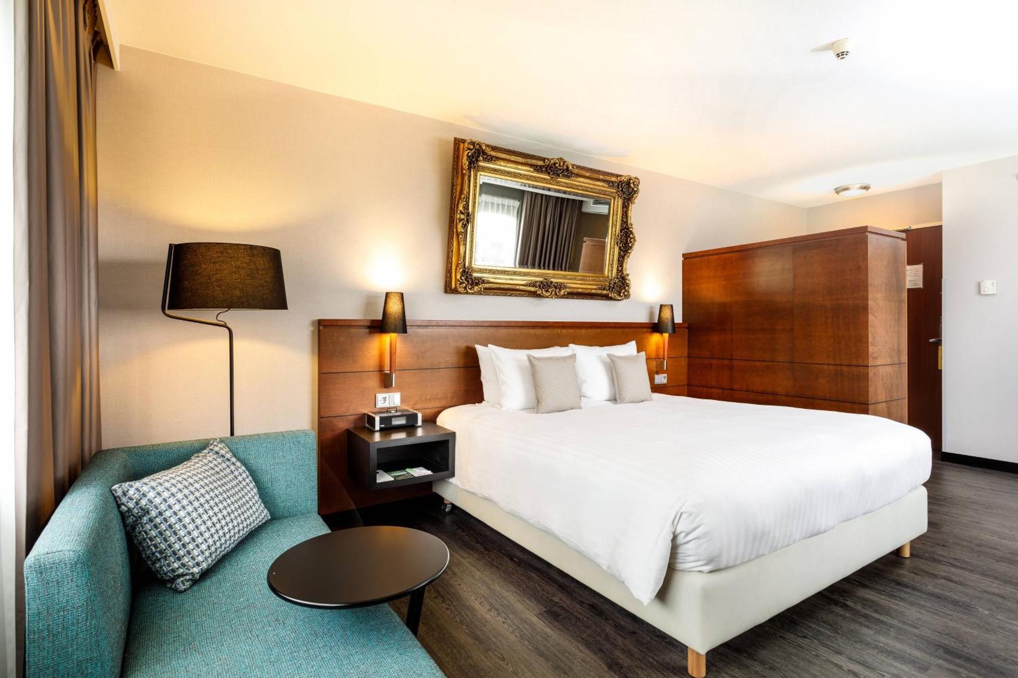 Executive Penthouse Suite