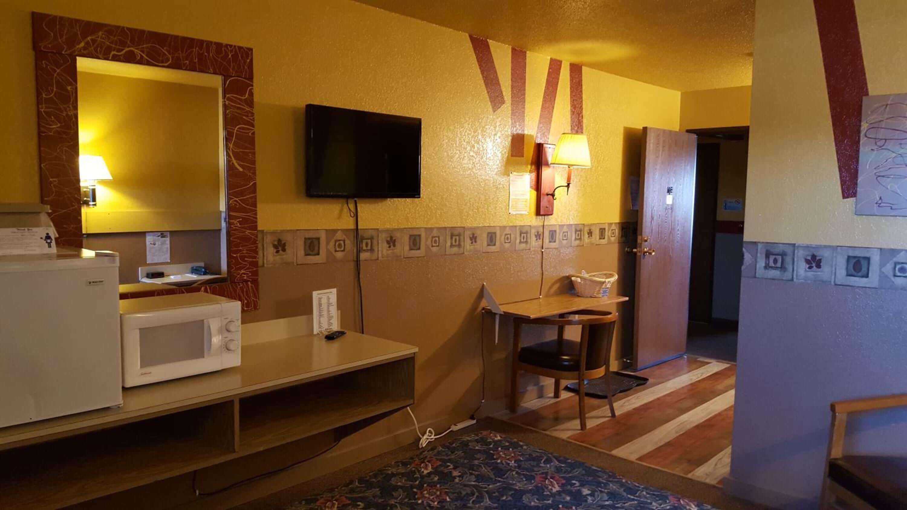 Queen Room