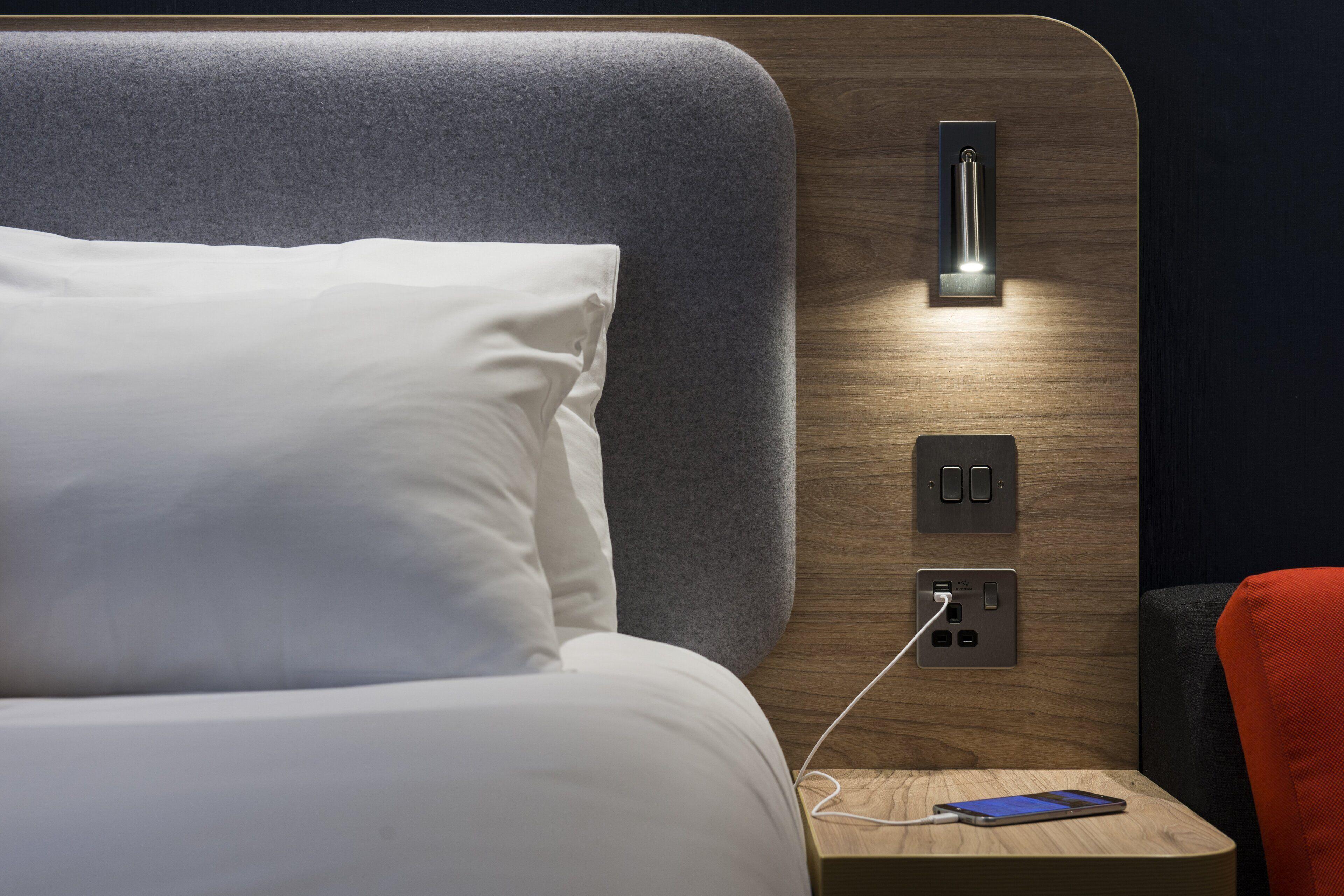 Chambre Lits Jumeaux Standard avec Petit-Déjeuner Chaud Gratuit - Accessible aux Personnes à Mobilité Réduite
