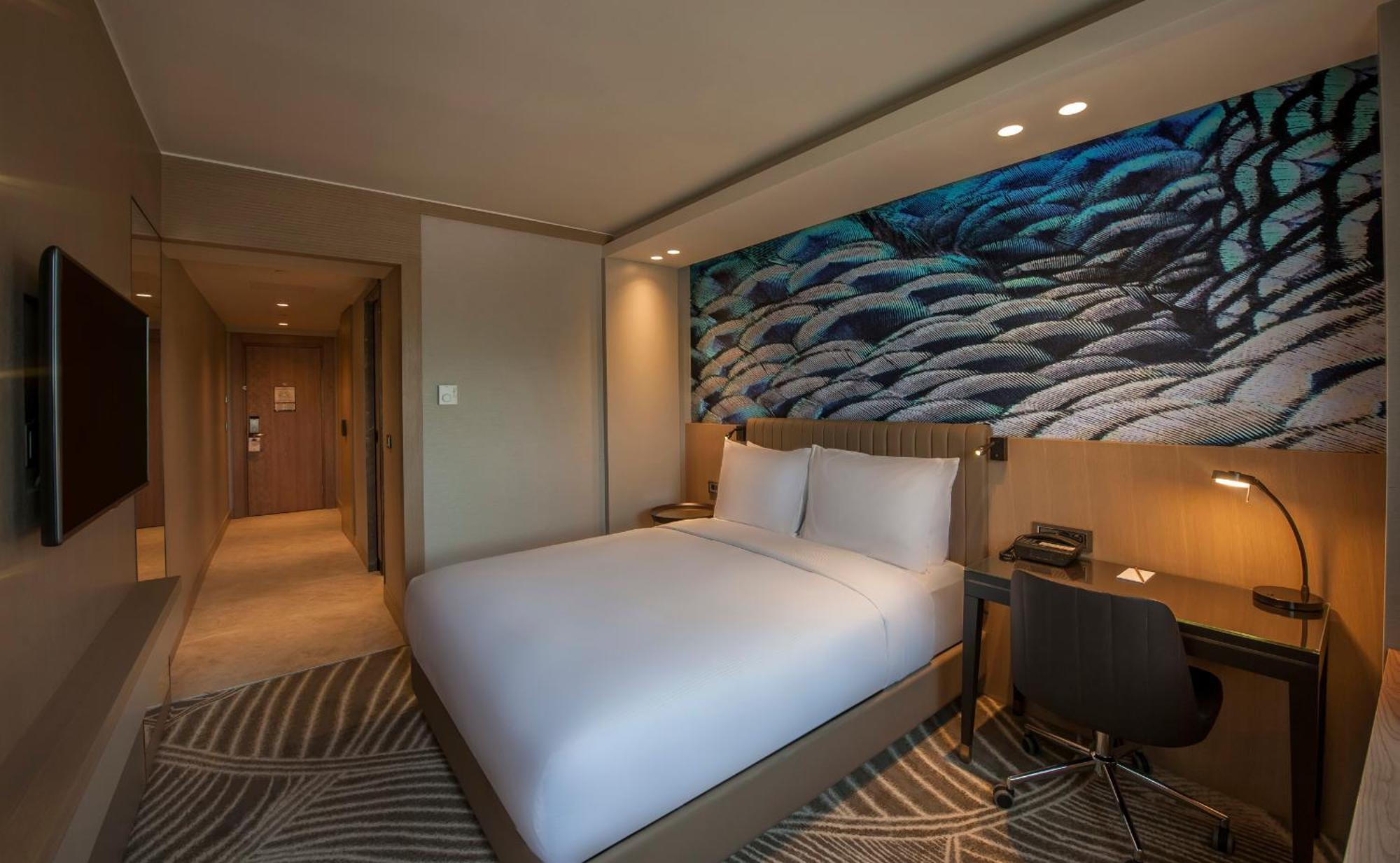 Queen Room