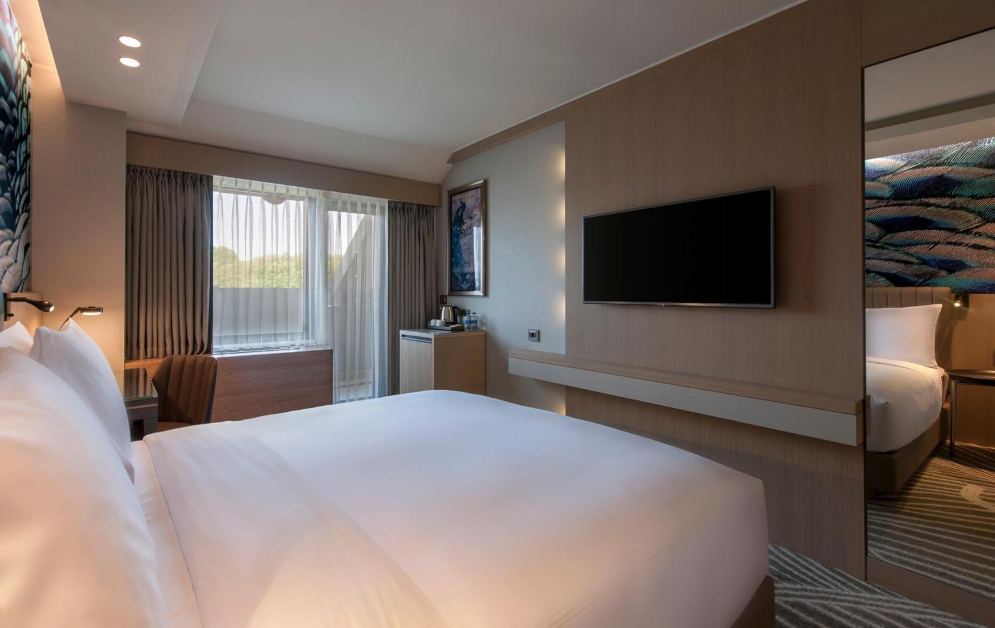 Queen Room Balcony