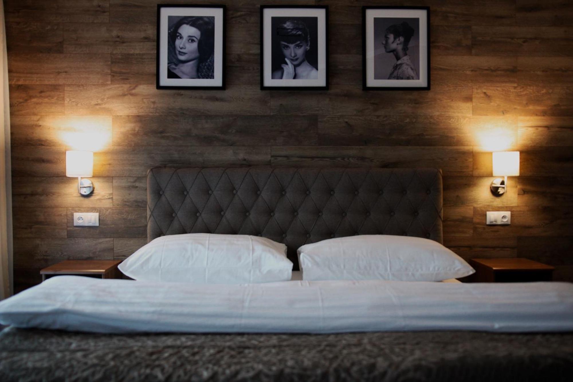 Doppelzimmer mit Balkon