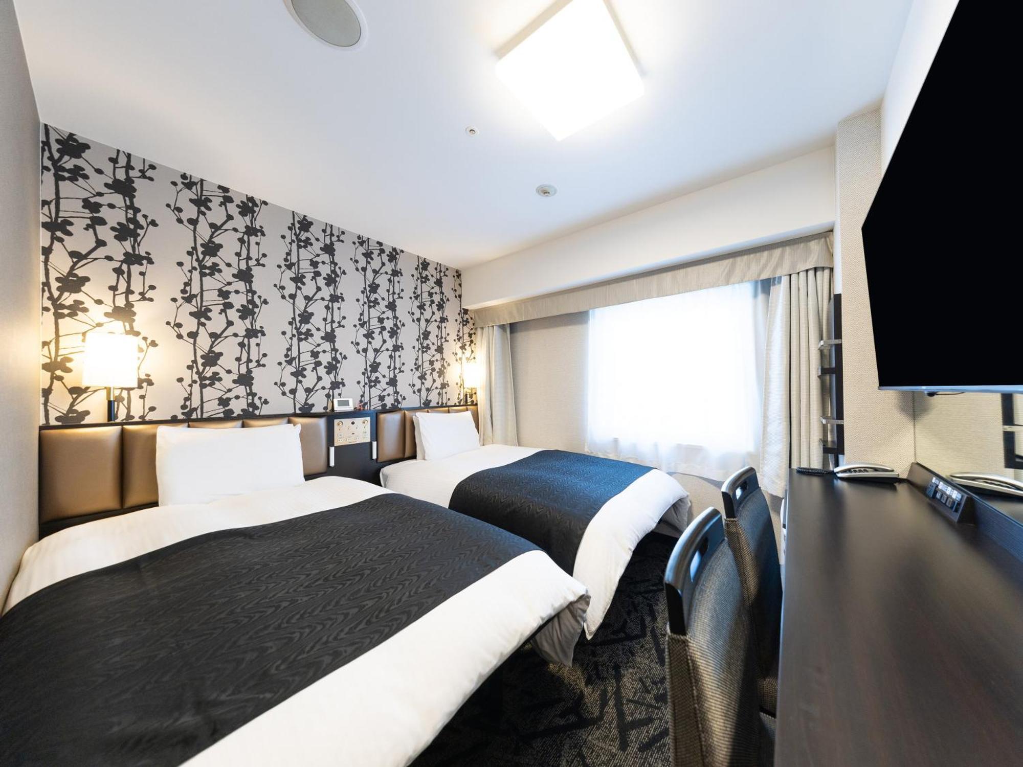 Twin Room - Non-Smoking