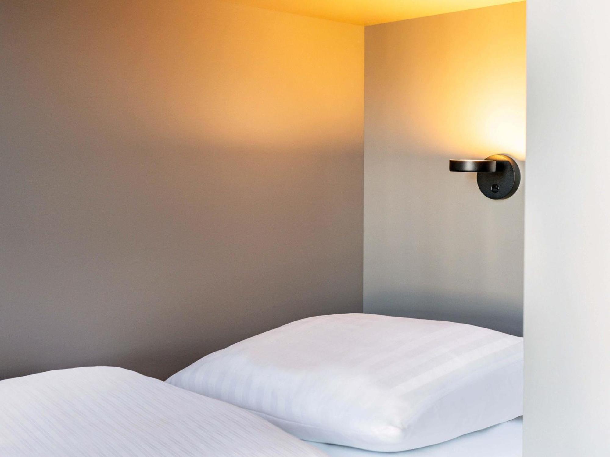 Double Room,1742852918:JPEG