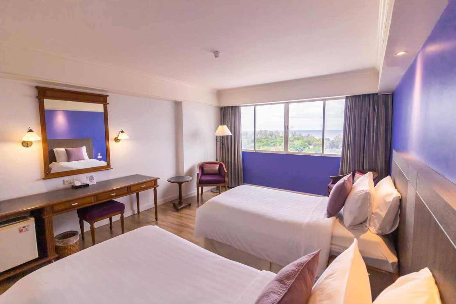 Superior Twin Room