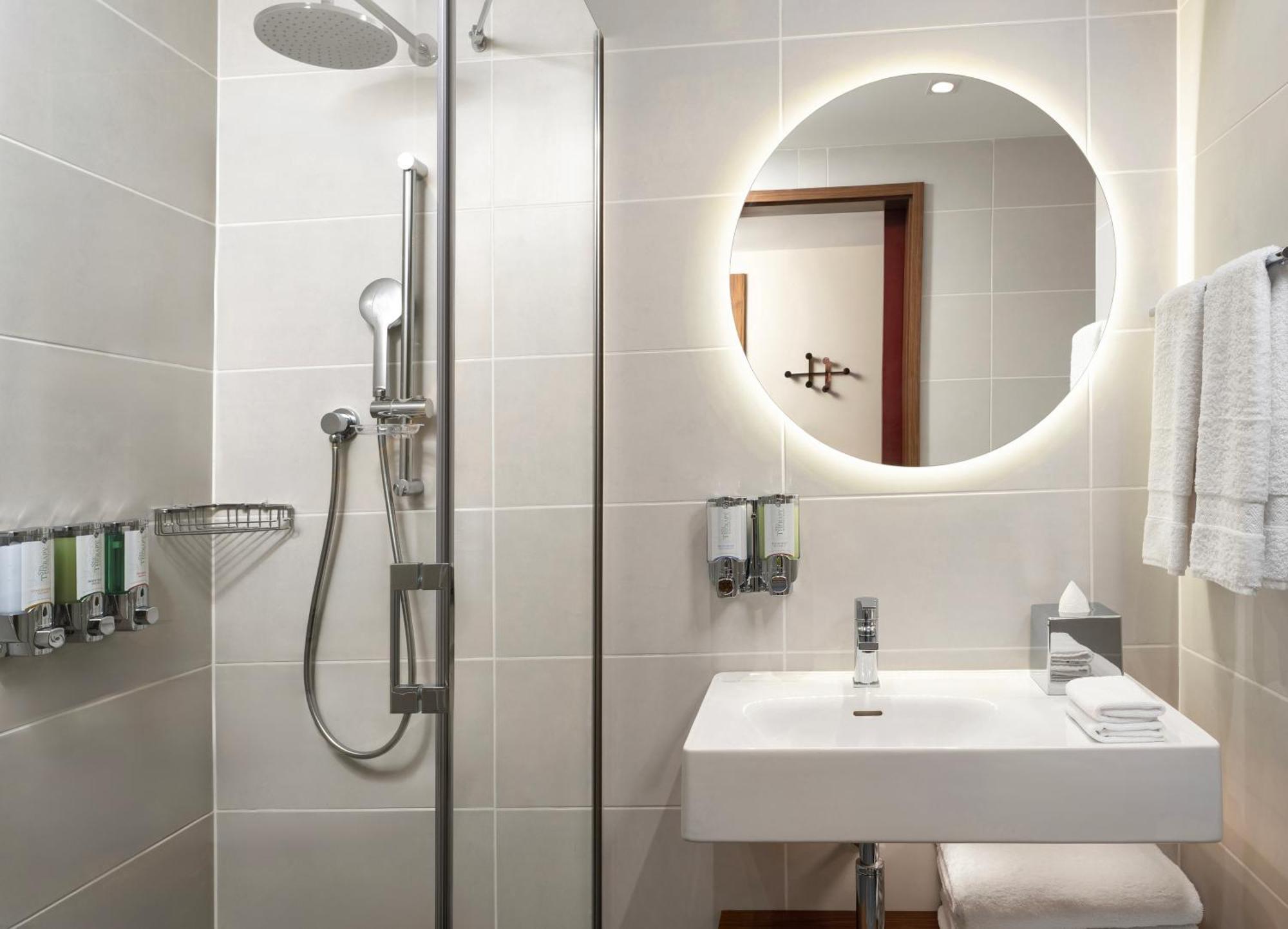 Tweepersoonskamer met 2 Aparte Bedden