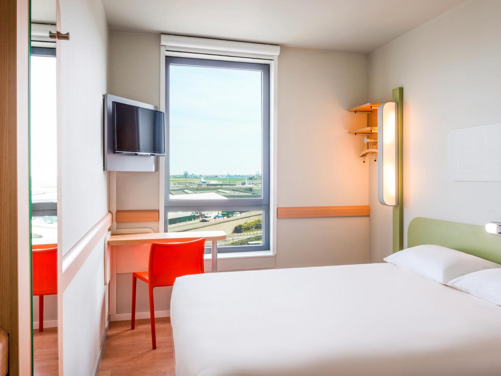Double Room with a Large Bed