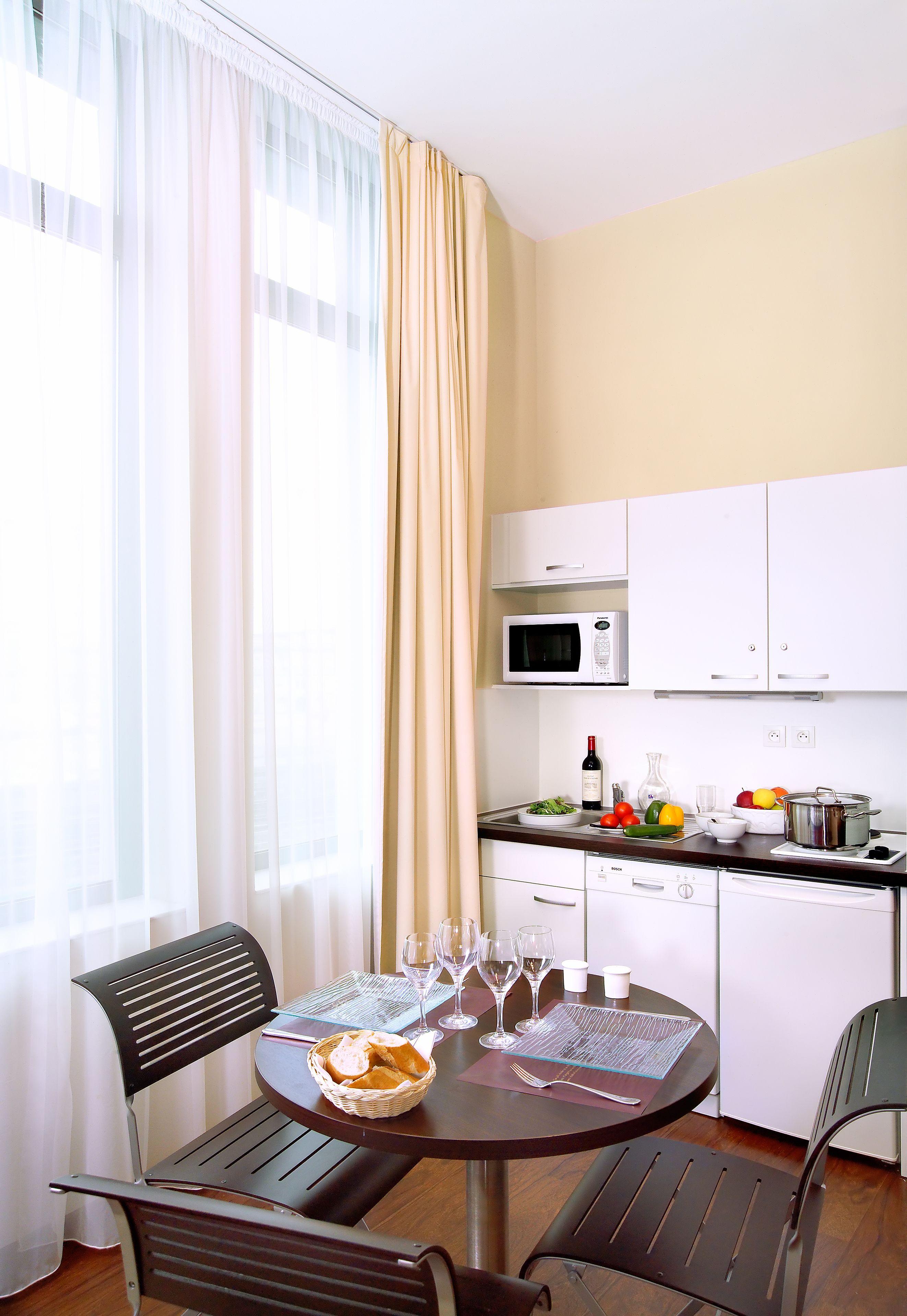 Studio Apartment