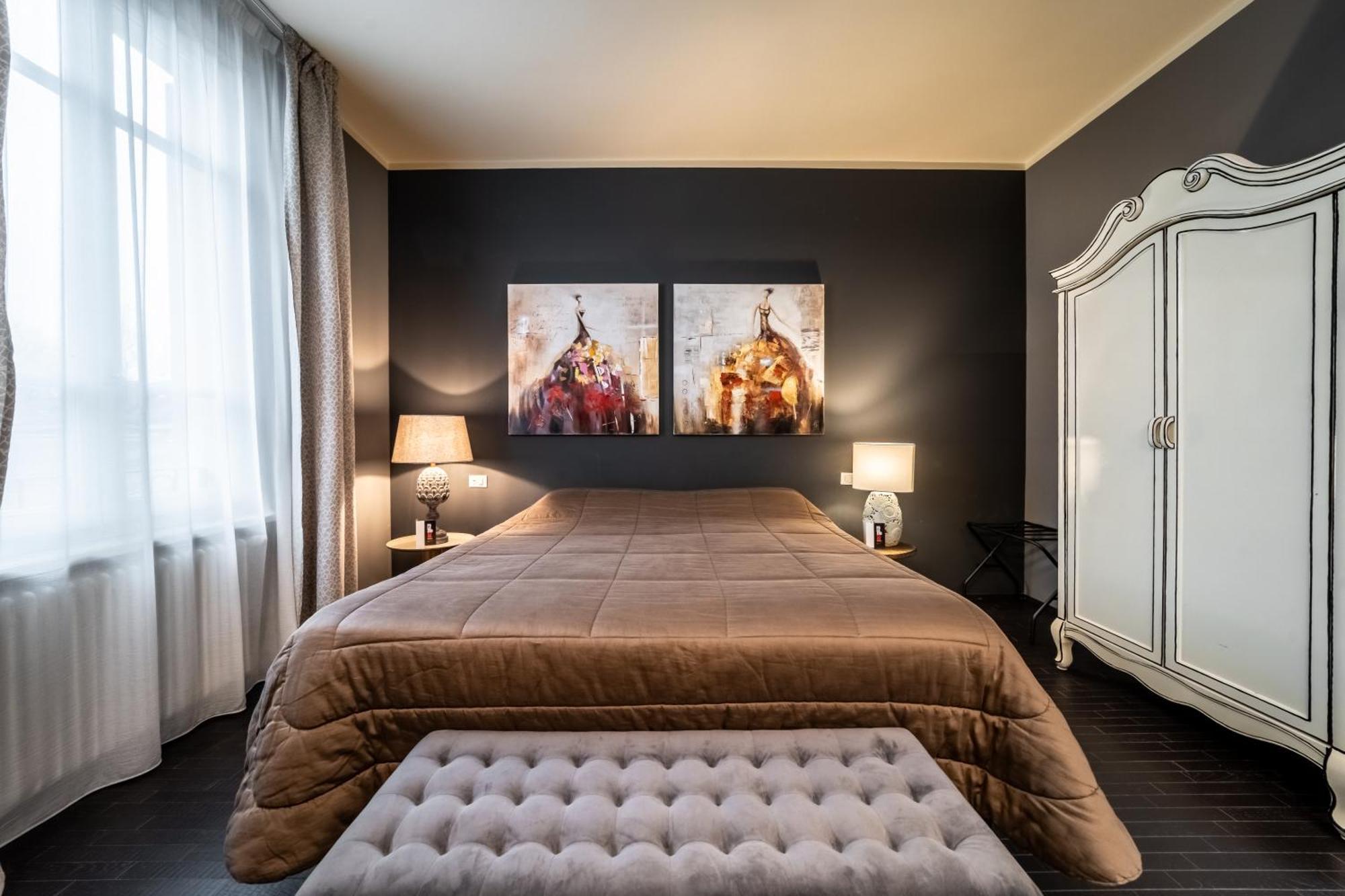Standard King Room