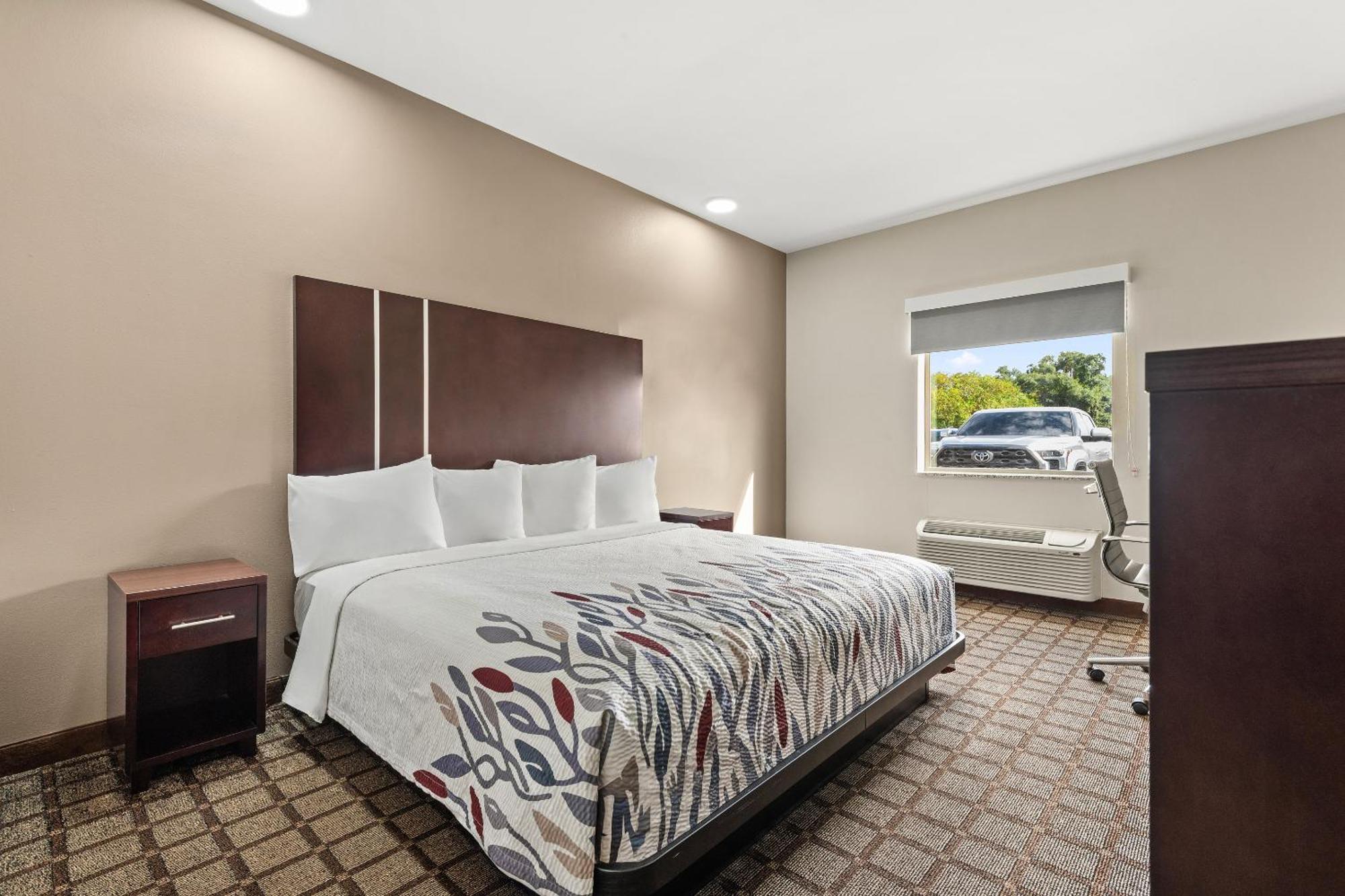 Superior King Room Disability Access Non-Smoking