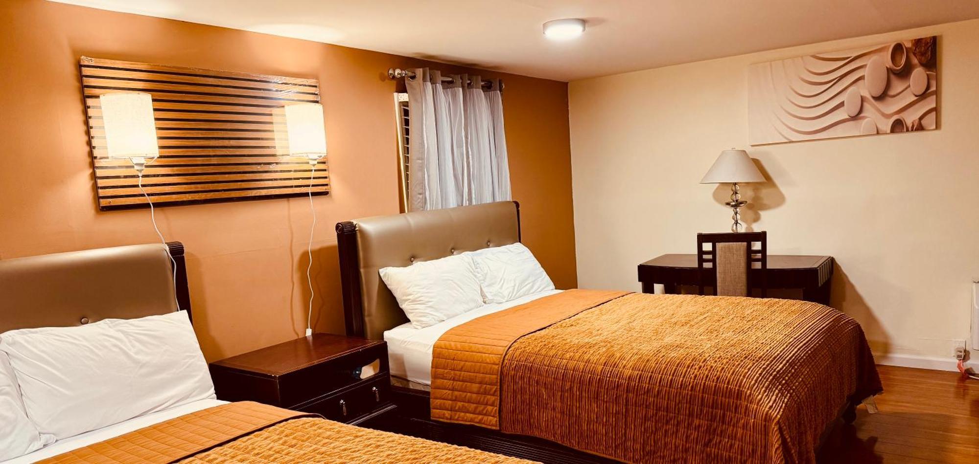 Superior Queen Room with Two Queen Beds