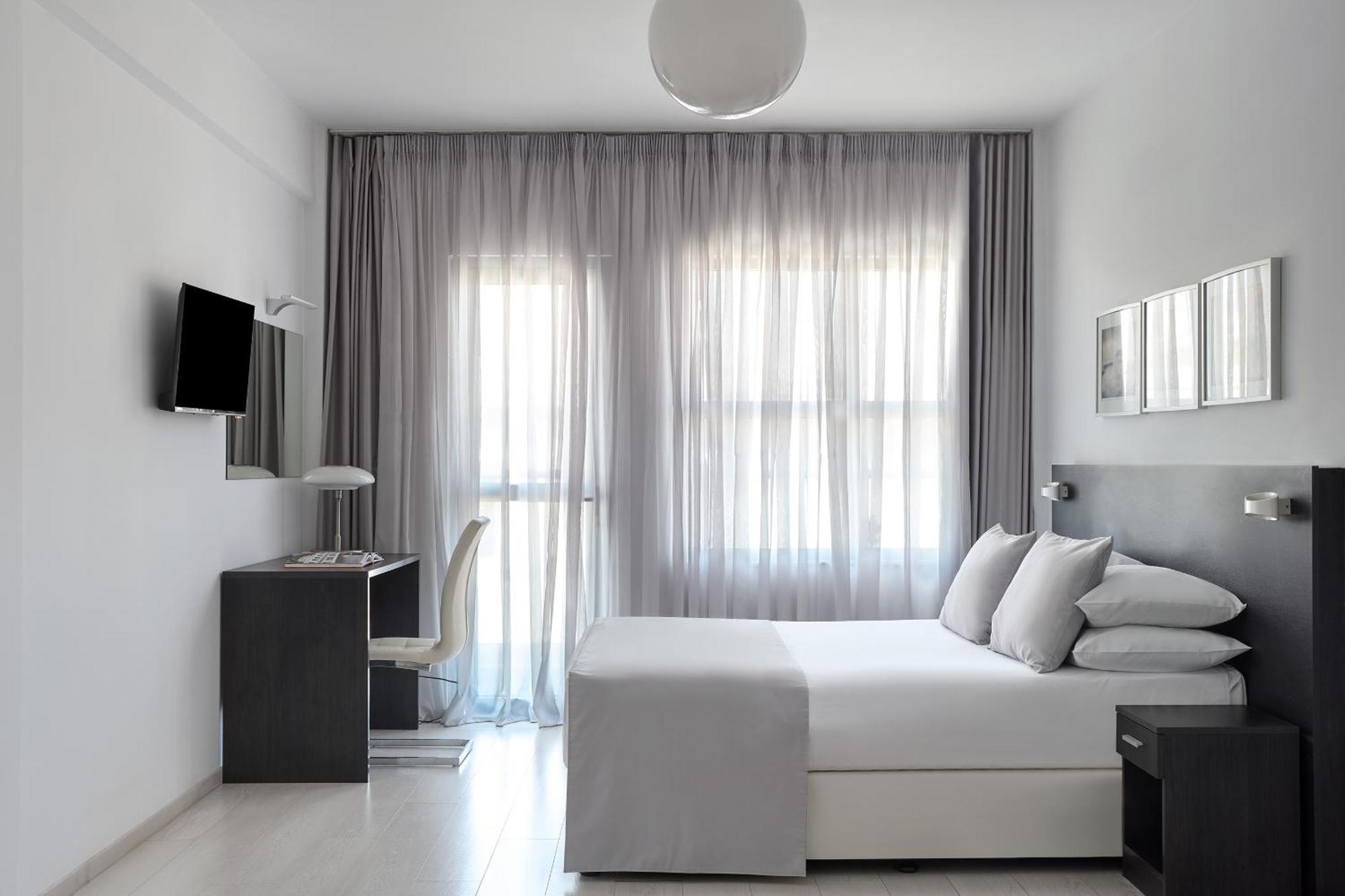 Superior Double or Twin Room Terrace