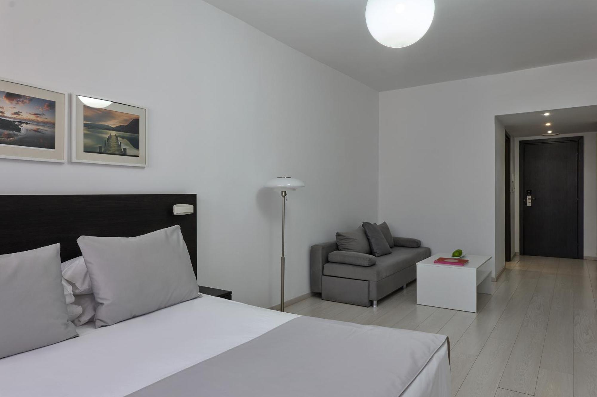 Superior Double or Twin Room Terrace