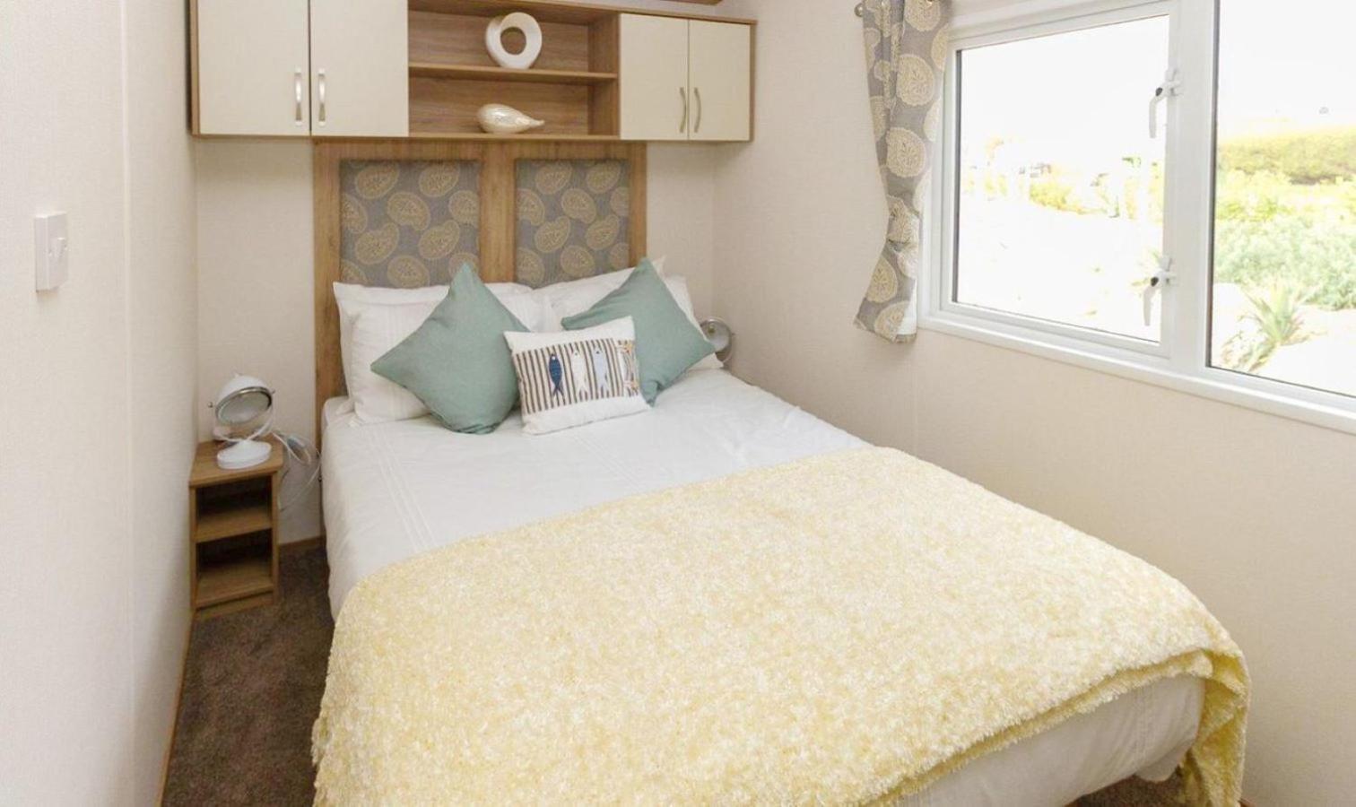  8 Berth Luxury Caravan No Pets